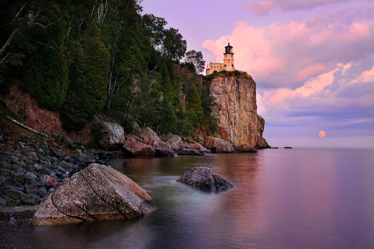 1200x800 Split Rock Moonrise