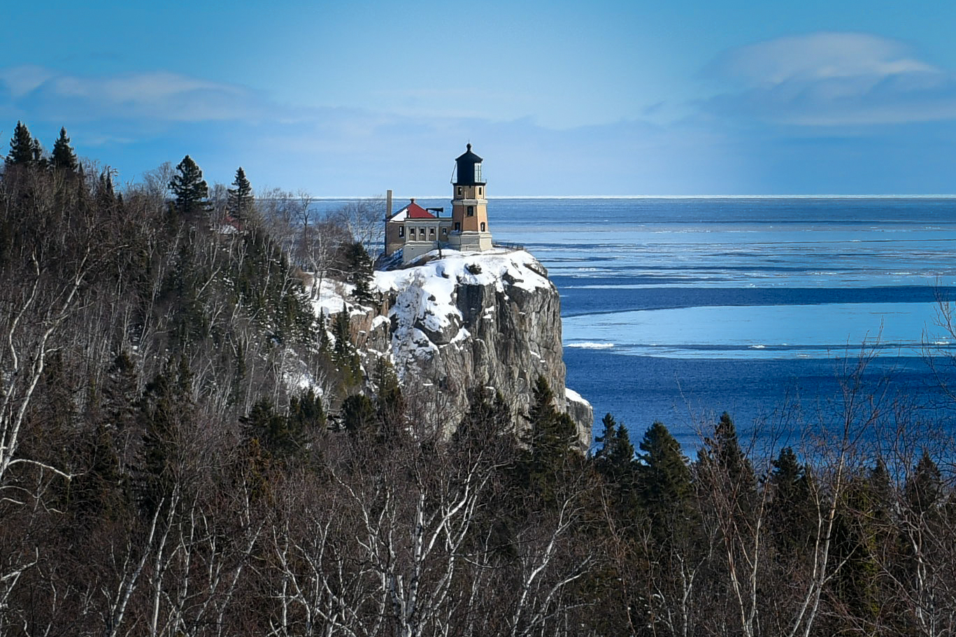 1367x911 Split Rock Lighthouse: A Sweet Winter Treat Shore Explorer, Minnesota, Lake Superior