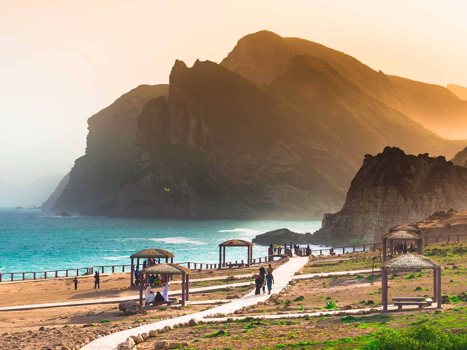 1600x1200 Download Oman Muscat Beach Wallpaper