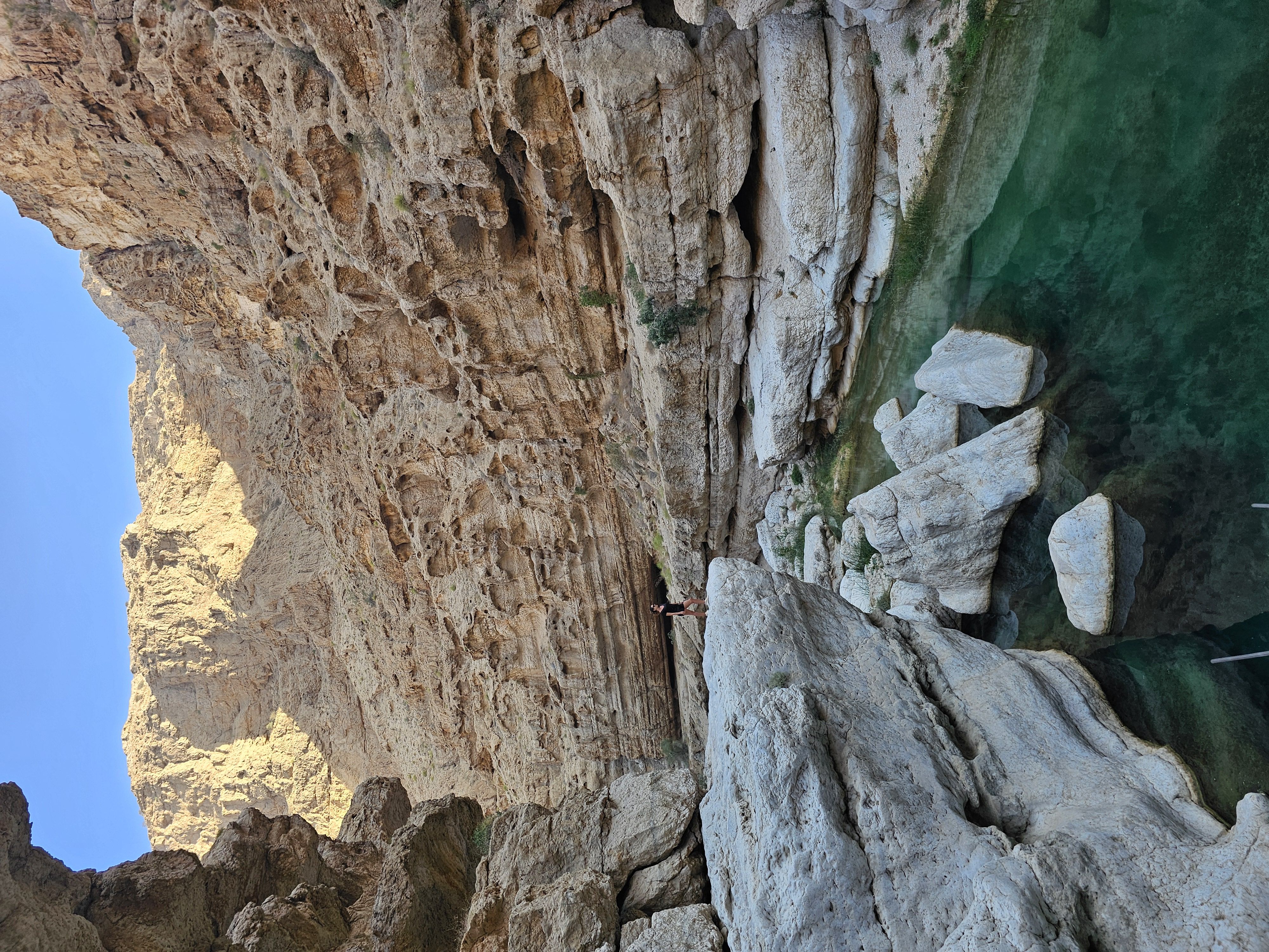 4000x3000 A Soulful Journey Through Canyons, Dunes & Coastal Rituals in Oman