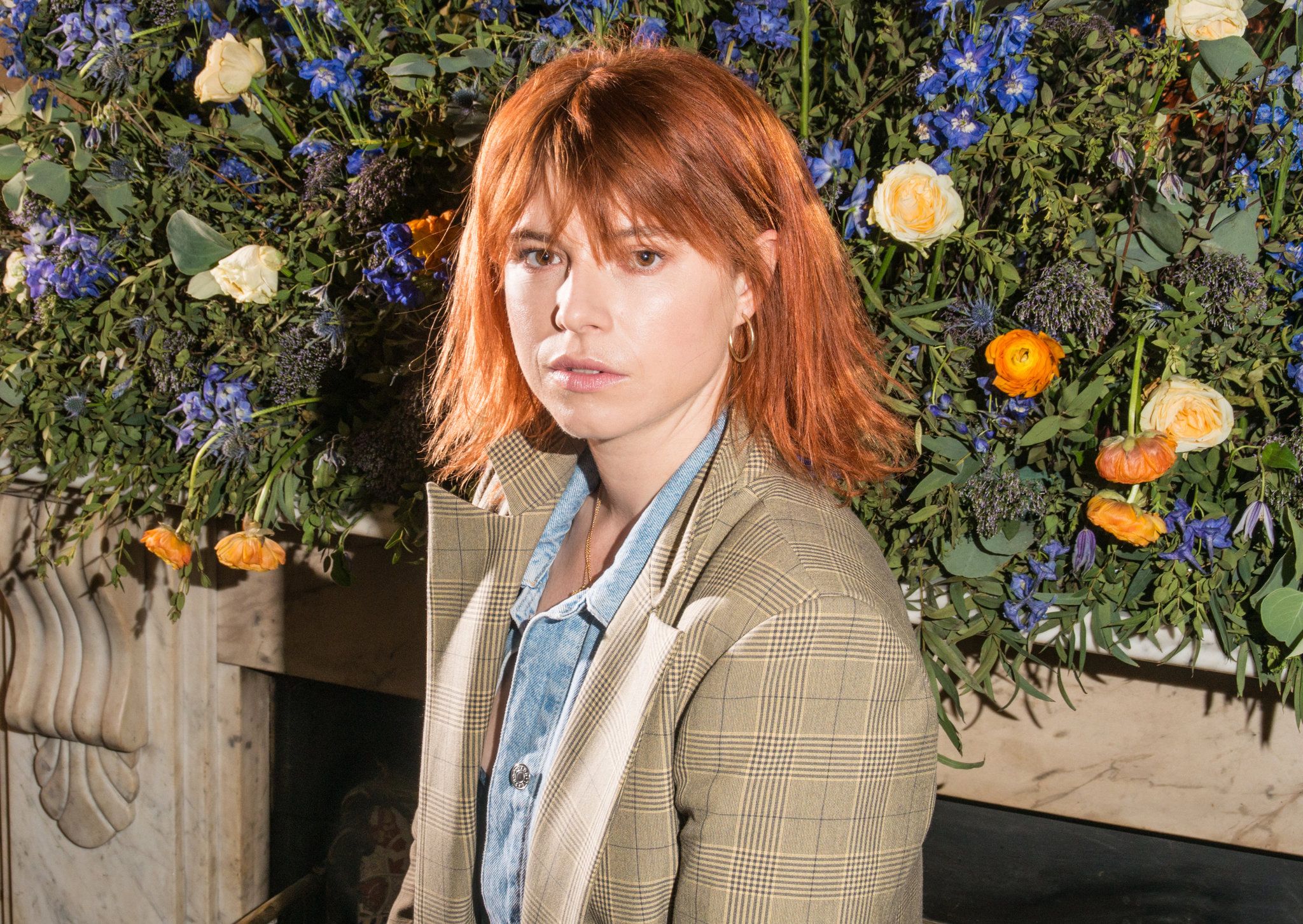 2048x1453 Irish Actress Jessie Buckley Is a Big Country Music Fan