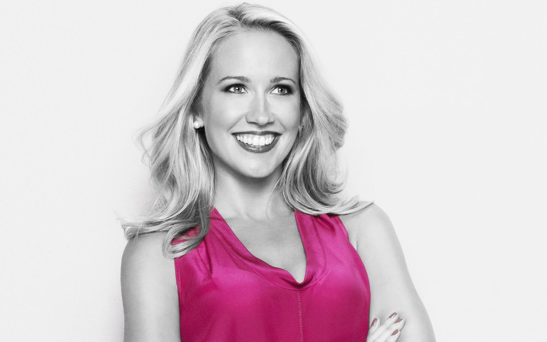 1920x1200 Anna Camp Wallpaper