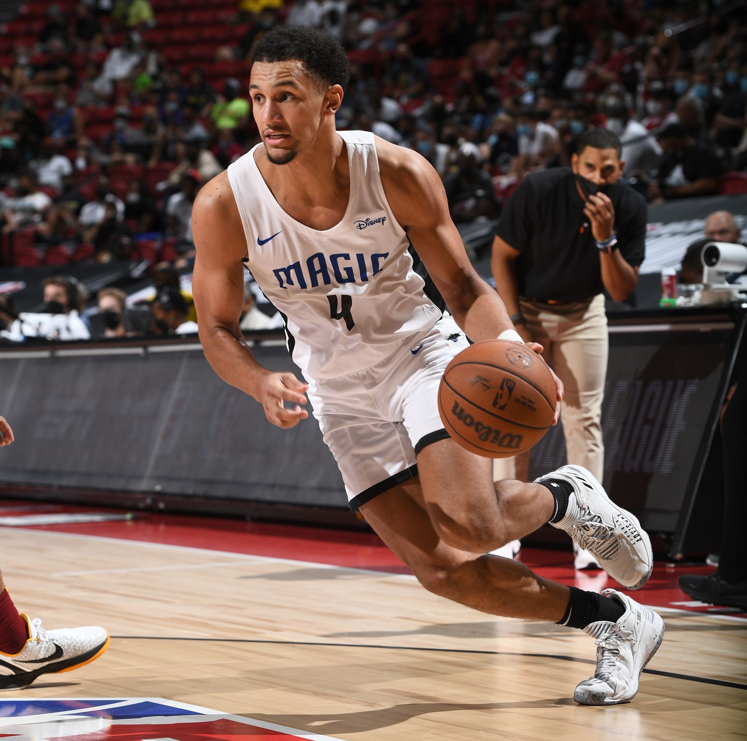 2389x2370 Magic's Jalen Suggs Puts On Dunking Show; Ignas Brazdeikis Signs Two Way Deal
