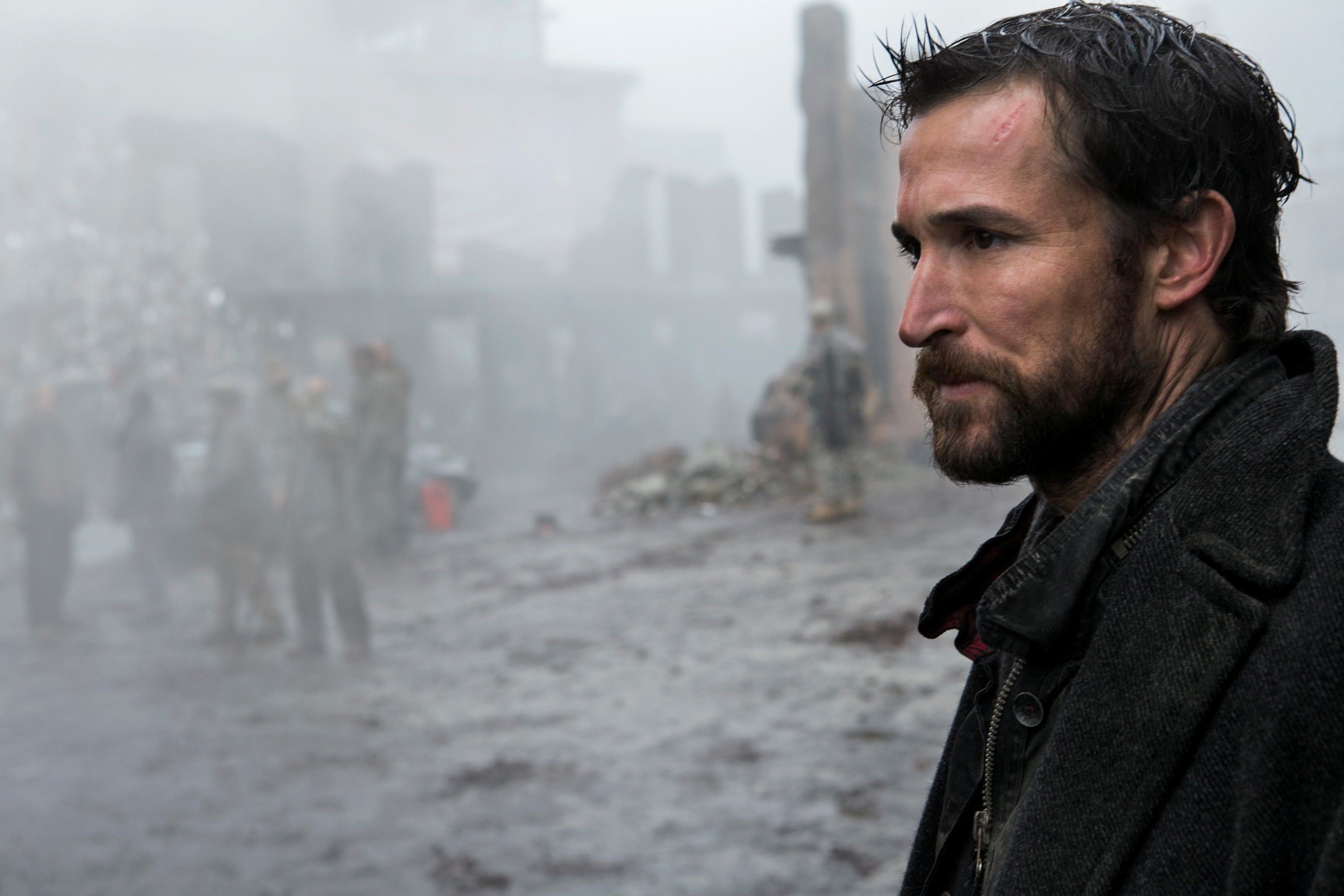 3000x2000 Wallpaper pose, the series, TV series, Falling Skies, Falling skies, Noah Wylie, Noah Wyle, Tom Mason for mobile and desktop, section фильмы, resolution 3000x2000