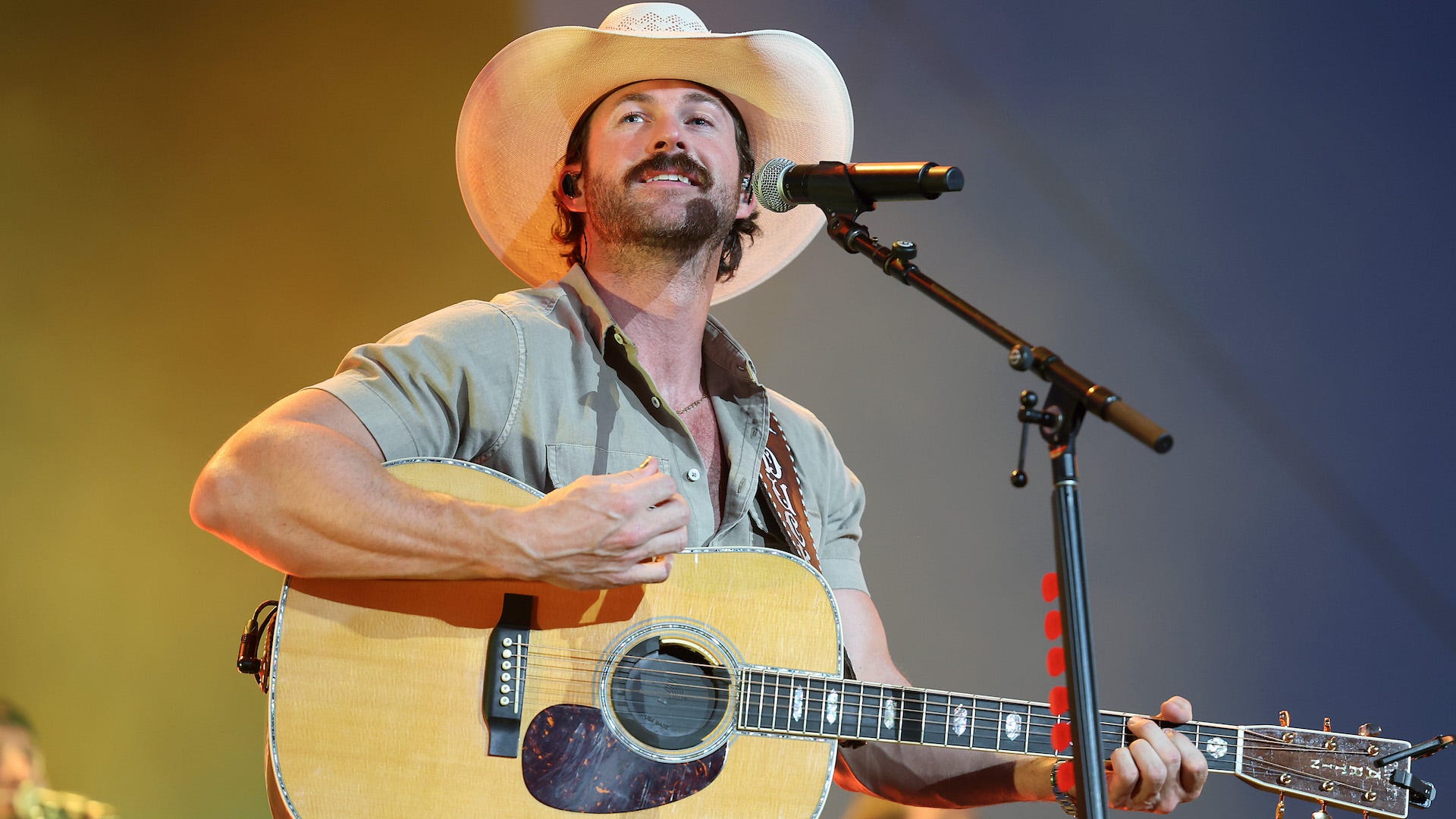 1920x1080 Riley Green reveals 'Ain't My Last Rodeo Tour' for 2024