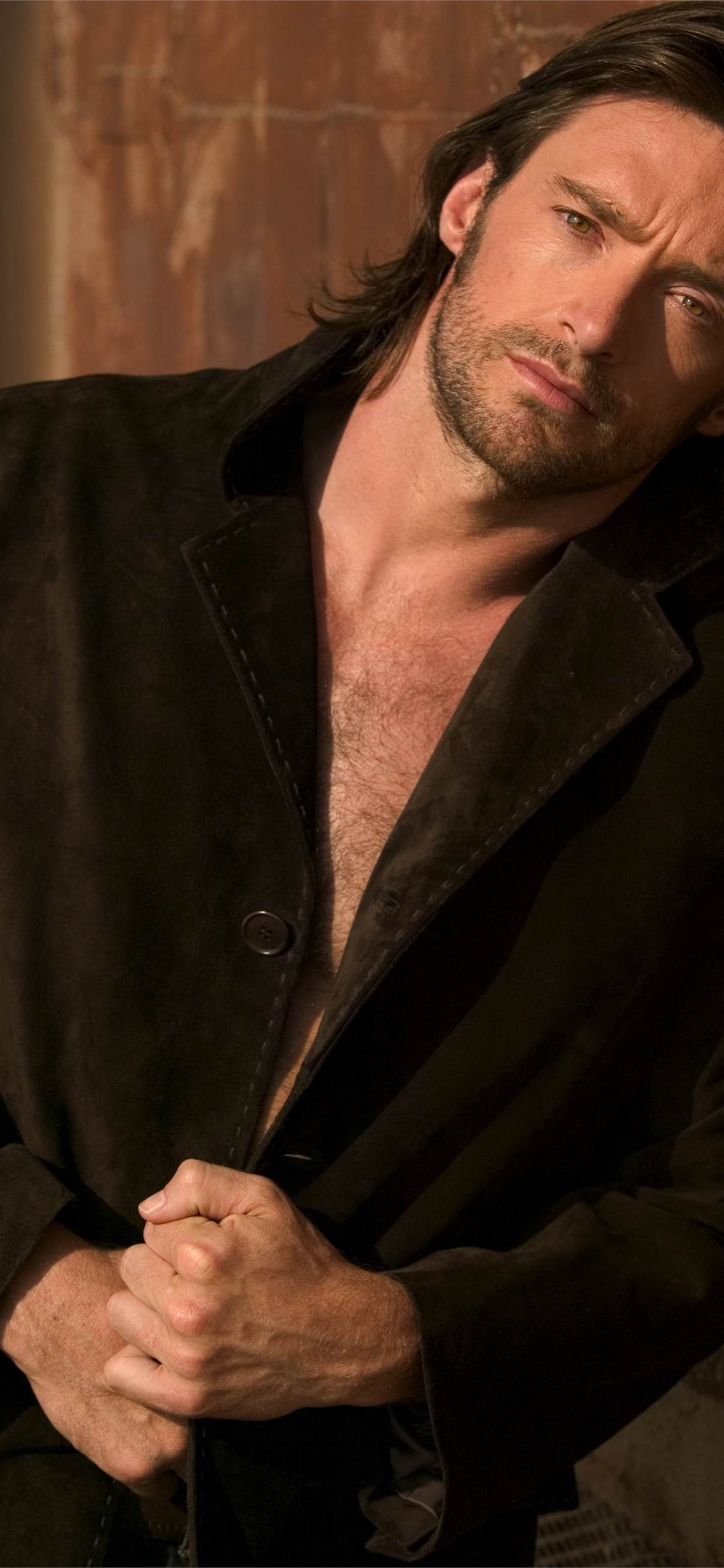 1125x2436 hugh jackman iPhone Wallpaper Free Download