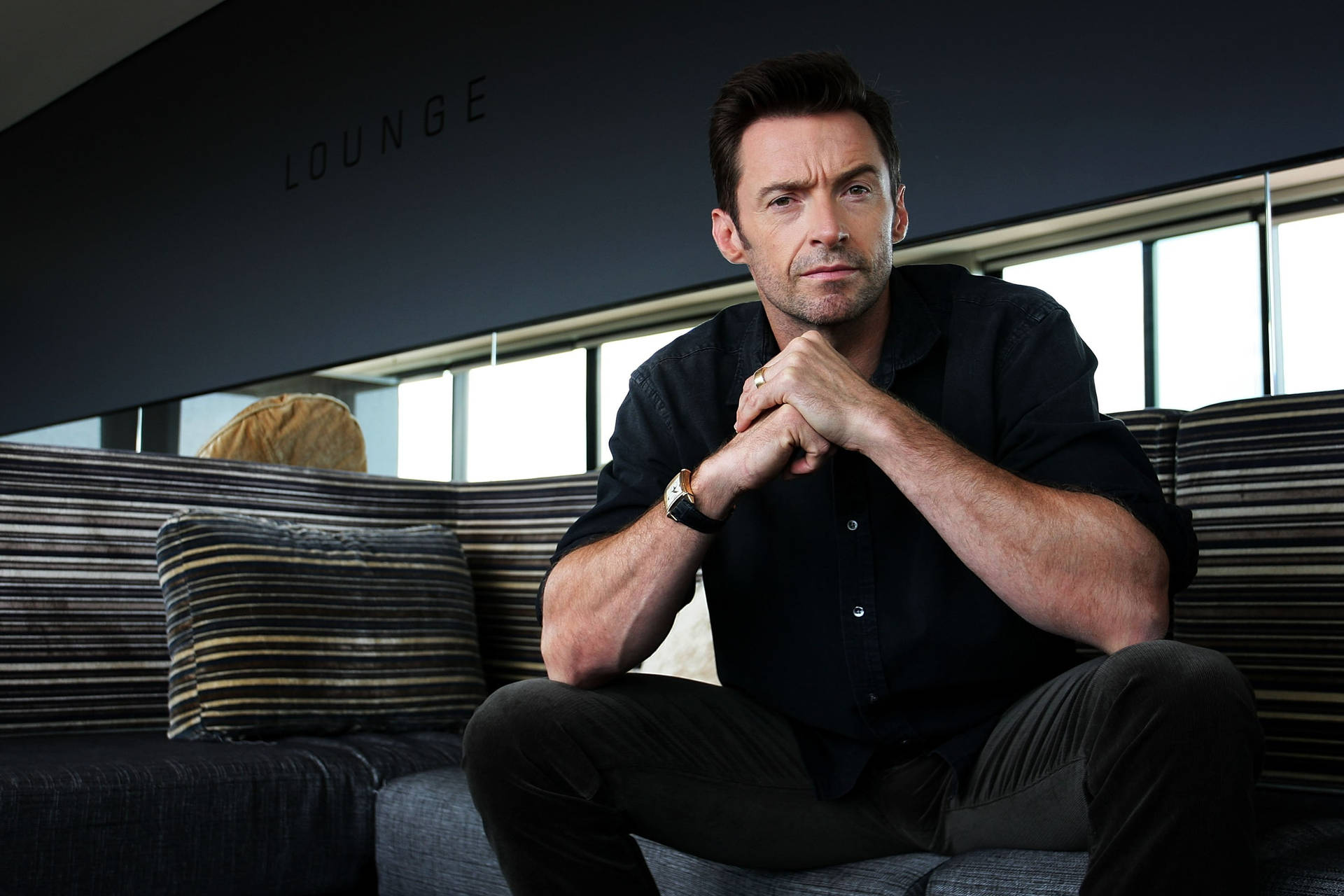 1920x1280 Download Hugh Jackman On Couch Wallpaper