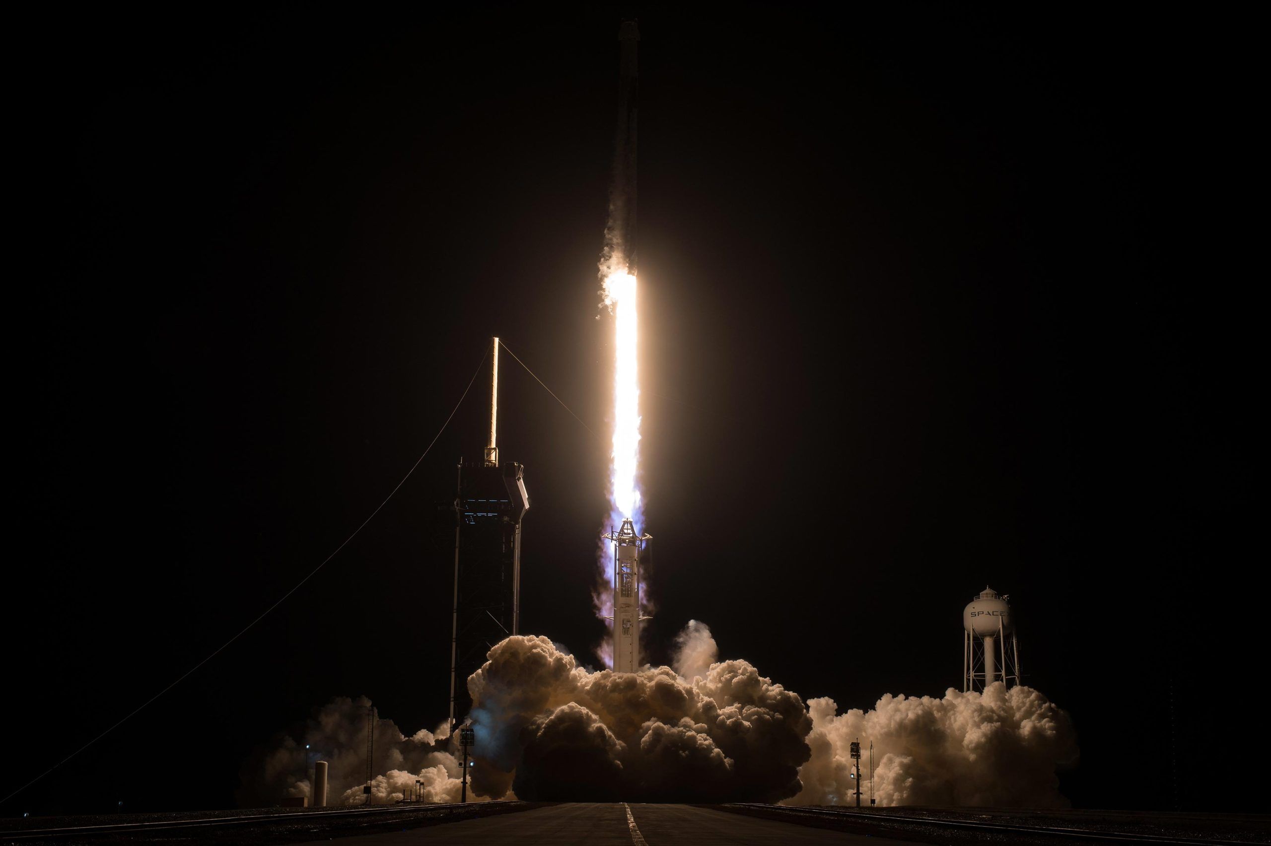 2560x1704 Must See NASA Image Of The Week: SpaceX Launch, The Force Awakens, Dark Star Hatching FrEGGs