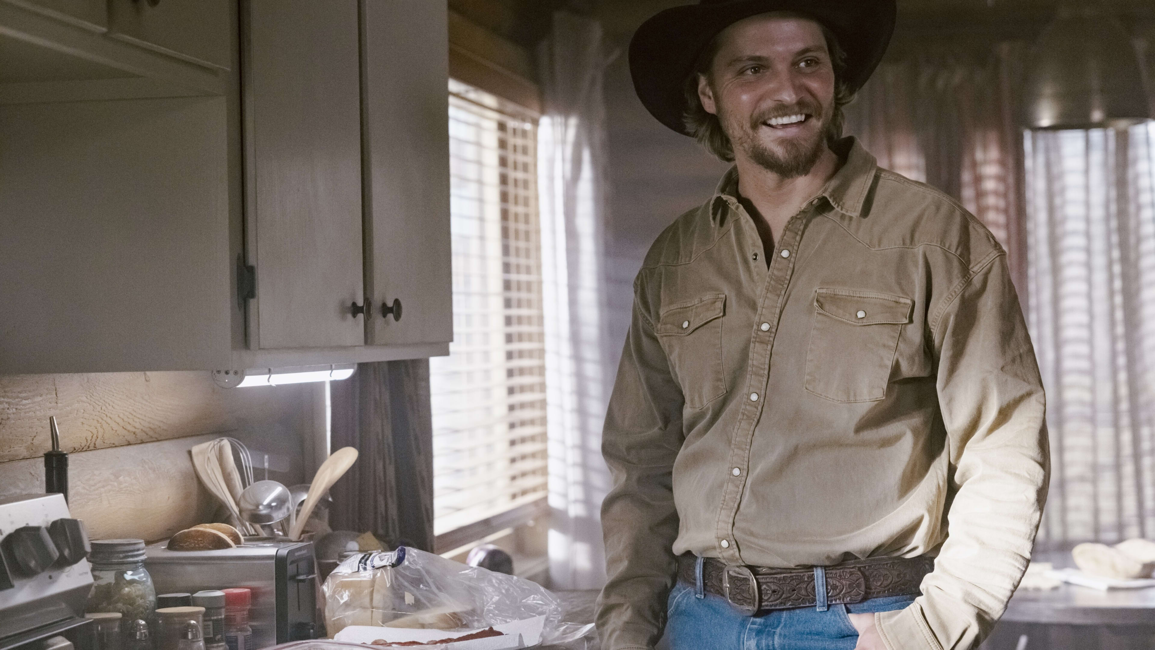 3840x2160 Marshals' Review: This Kick Ass Spinoff Has The 'Yellowstone' Magic's Journal