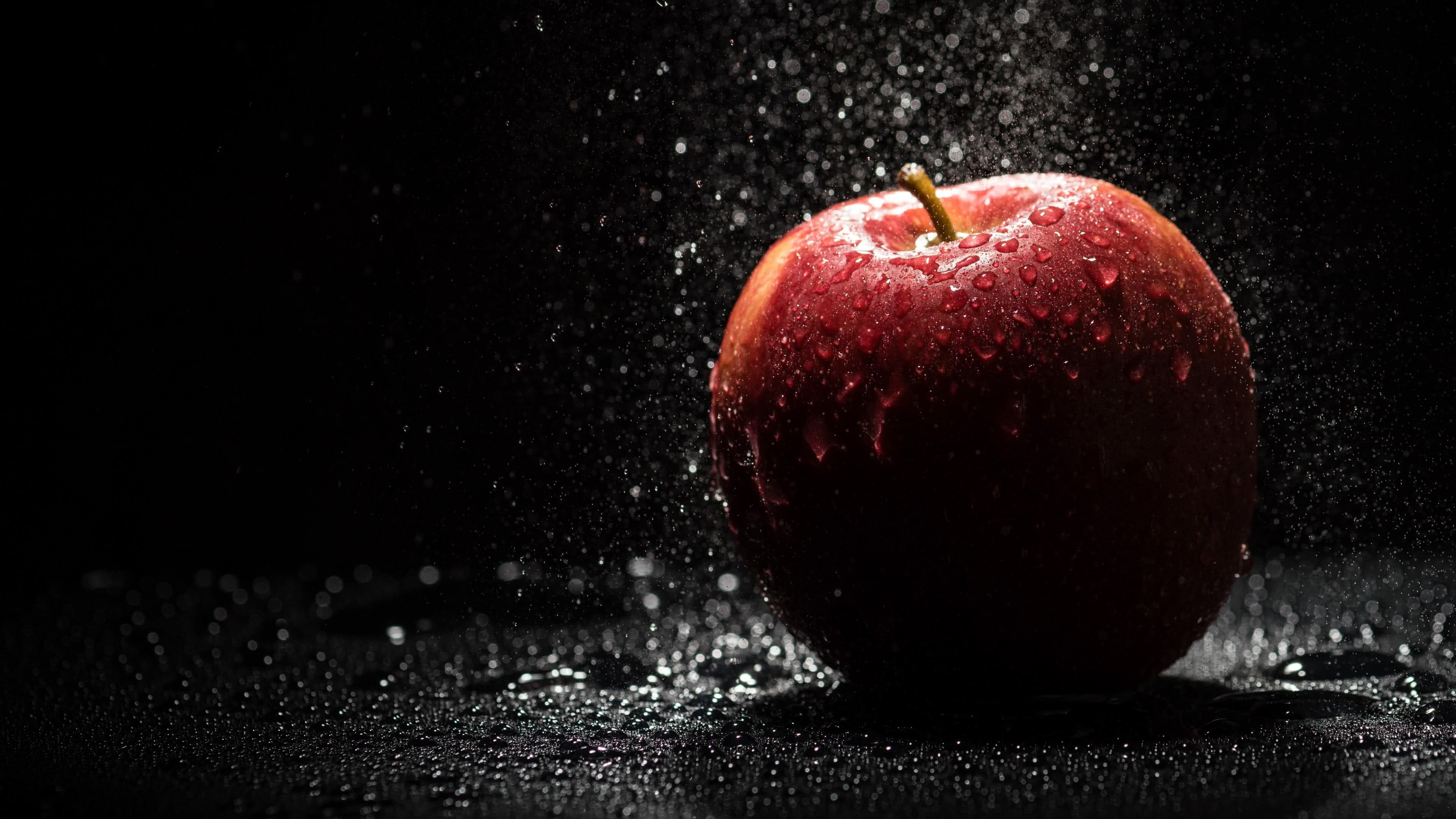 3840x2160 Red Apple With Water Drops UHD 4K Wallpaper