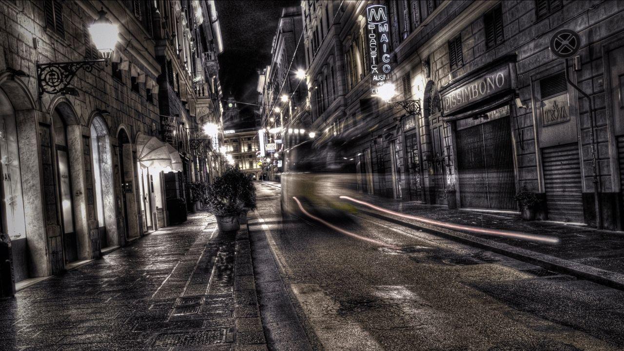 1280x720 Download wallpaper 1280x720 city, black white, road, street, night
