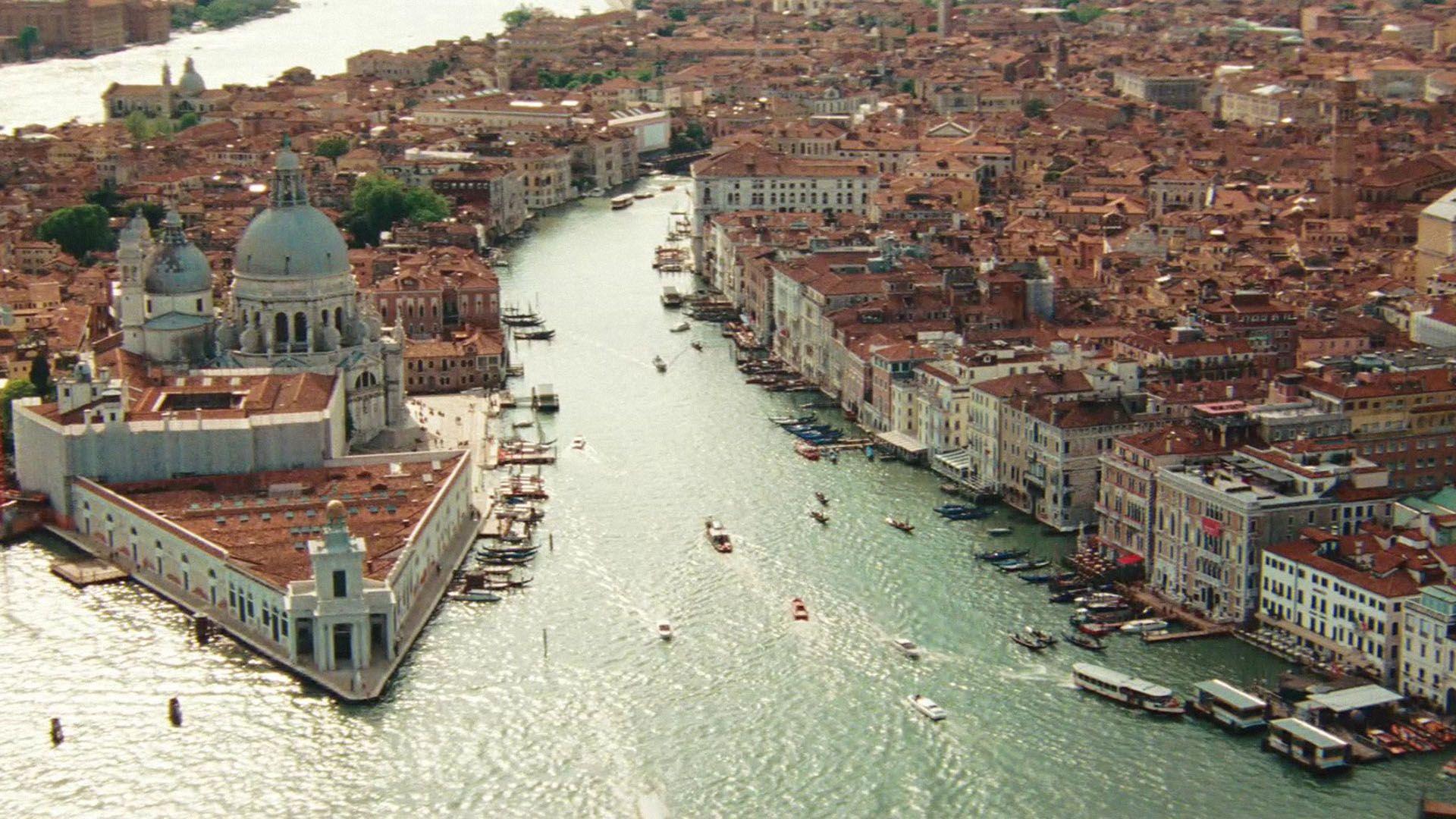 Tourist Wallpapers - Top Free Tourist Backgrounds - WallpaperAccess