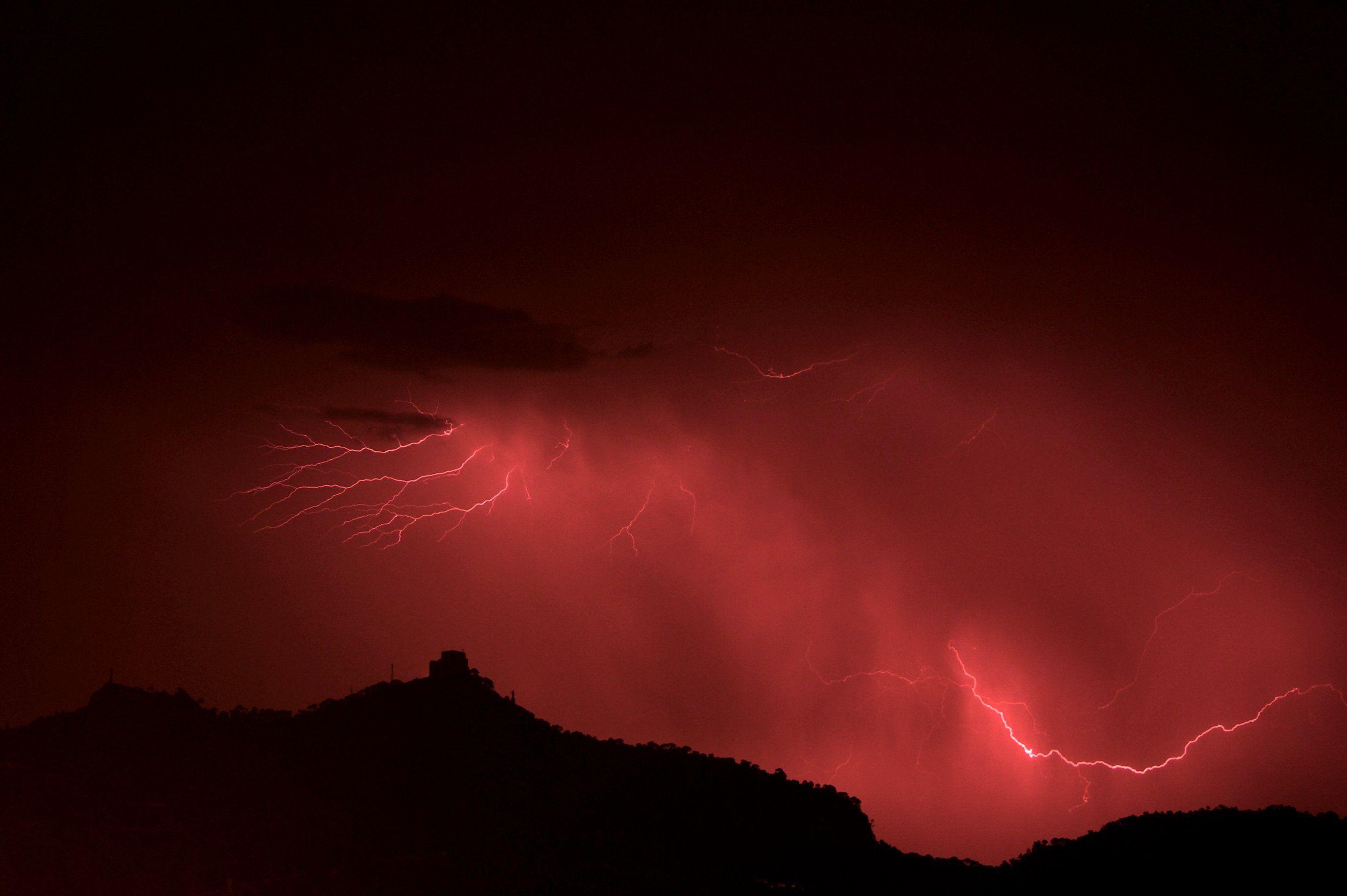 Red Lightning Wallpapers Top Free Red Lightning Backgrounds 