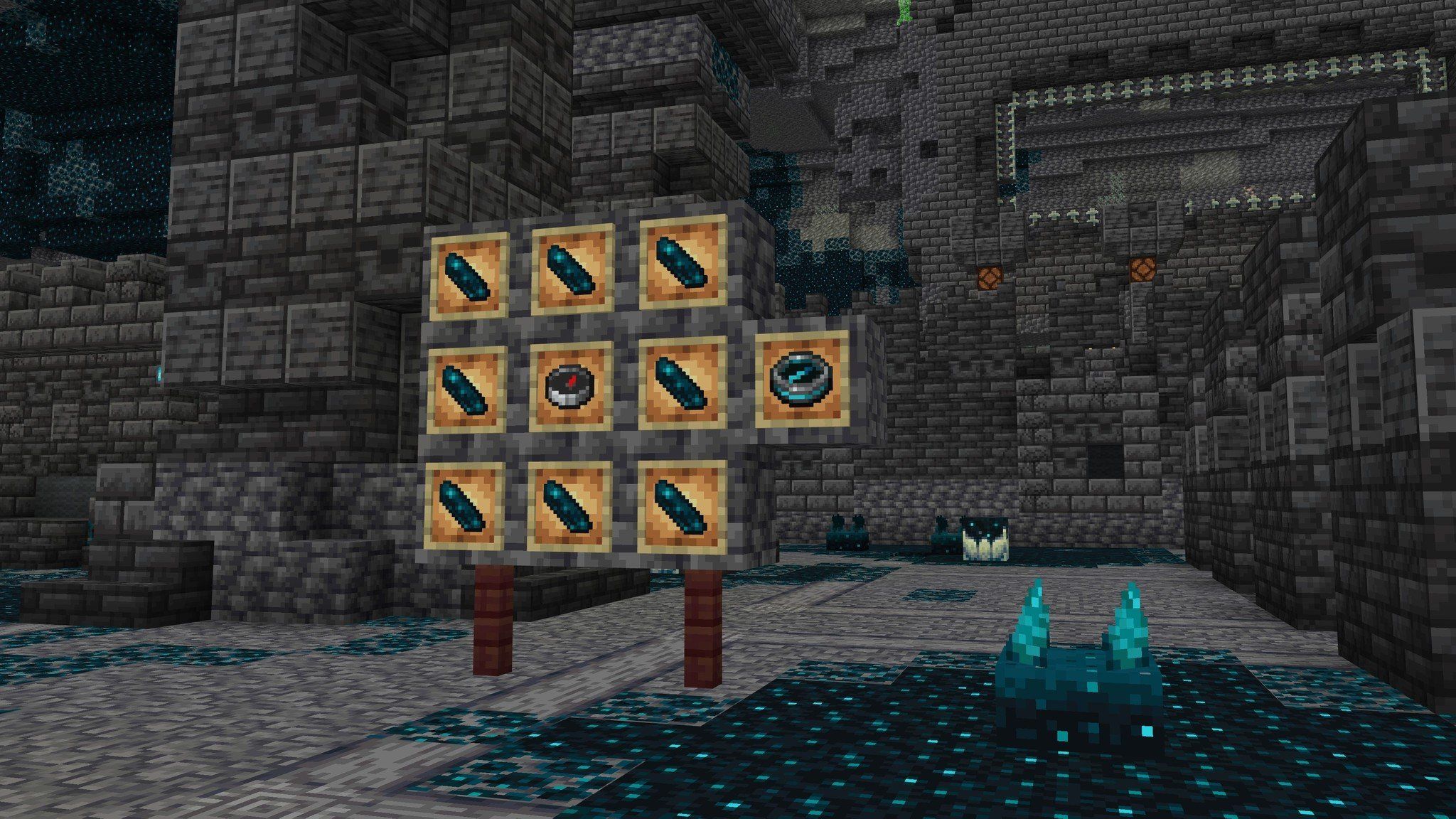 2048x1152 Minecraft: Bedrock Edition Beta 1.19.0.24 includes 'recovery compass' item and more