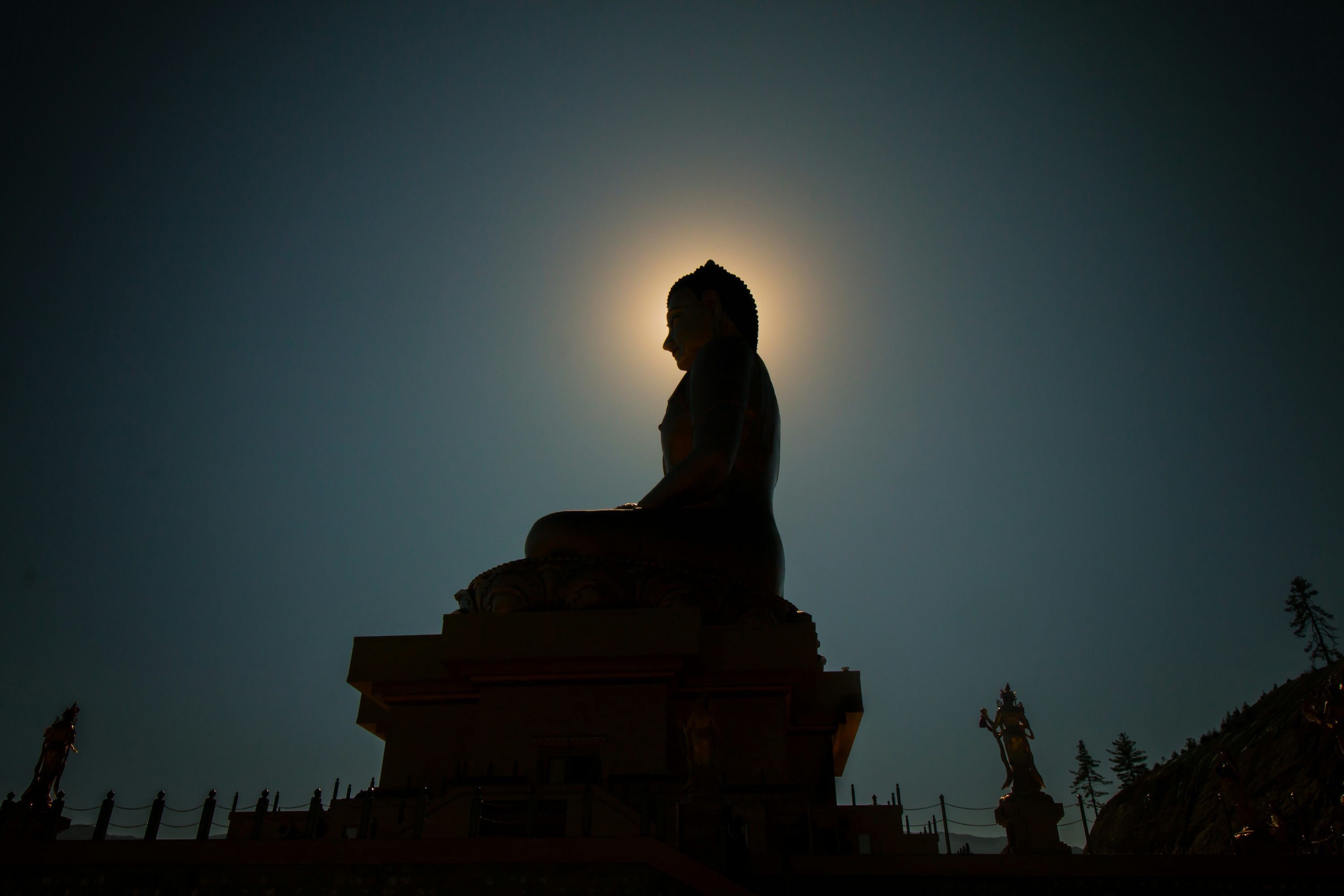 3000x2000 Peaceful Buddha Desktop Wallpaper
