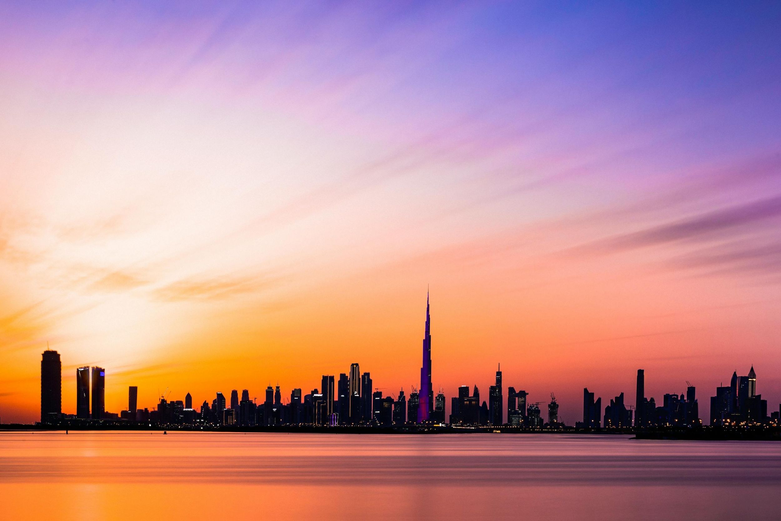 2500x1666 Dubai UAE United Arab Emirates At Sunset With Absolutely Gorgeous Purple Sky