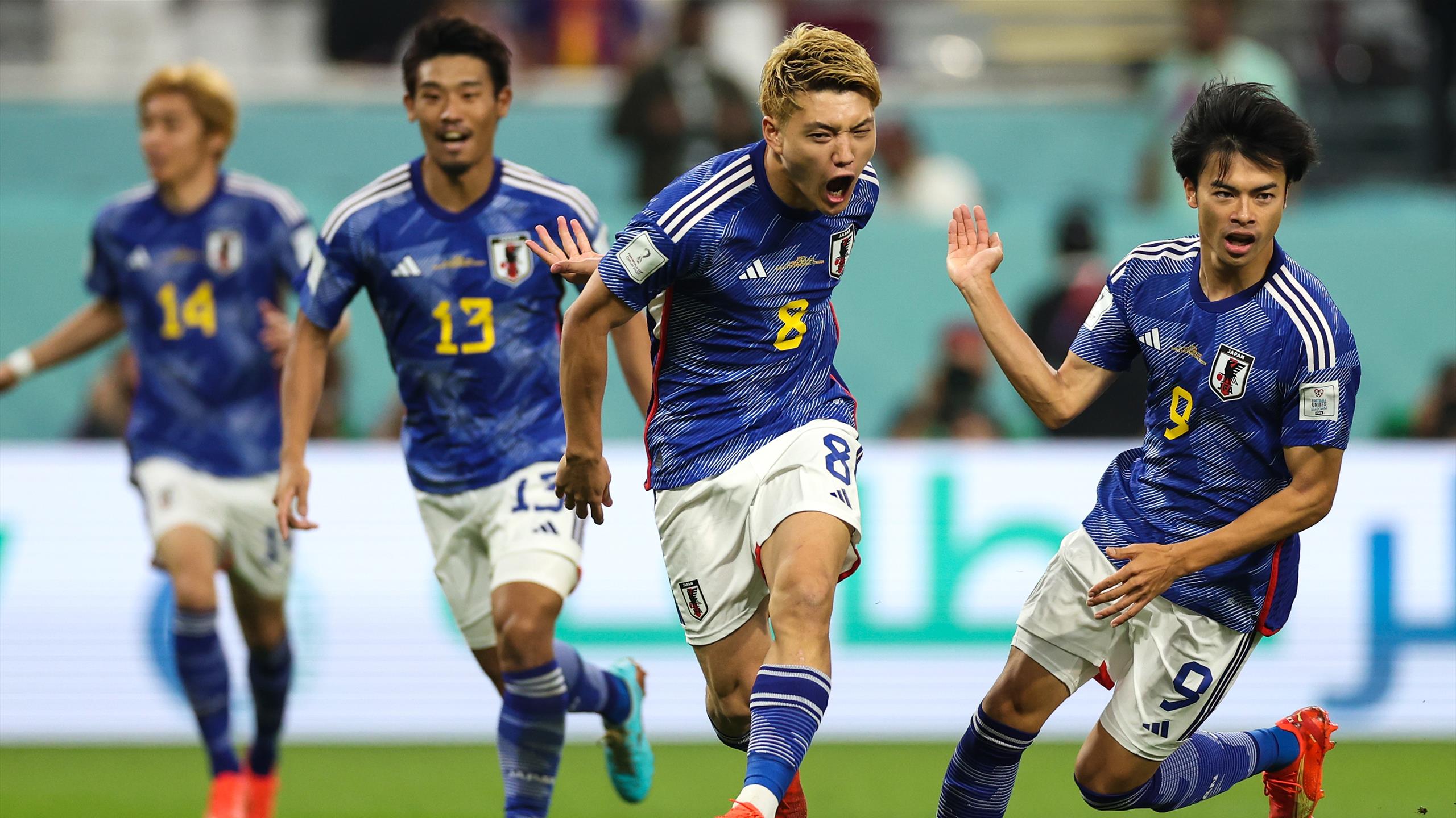 2560x1440 Yuya Osako Wallpaper
