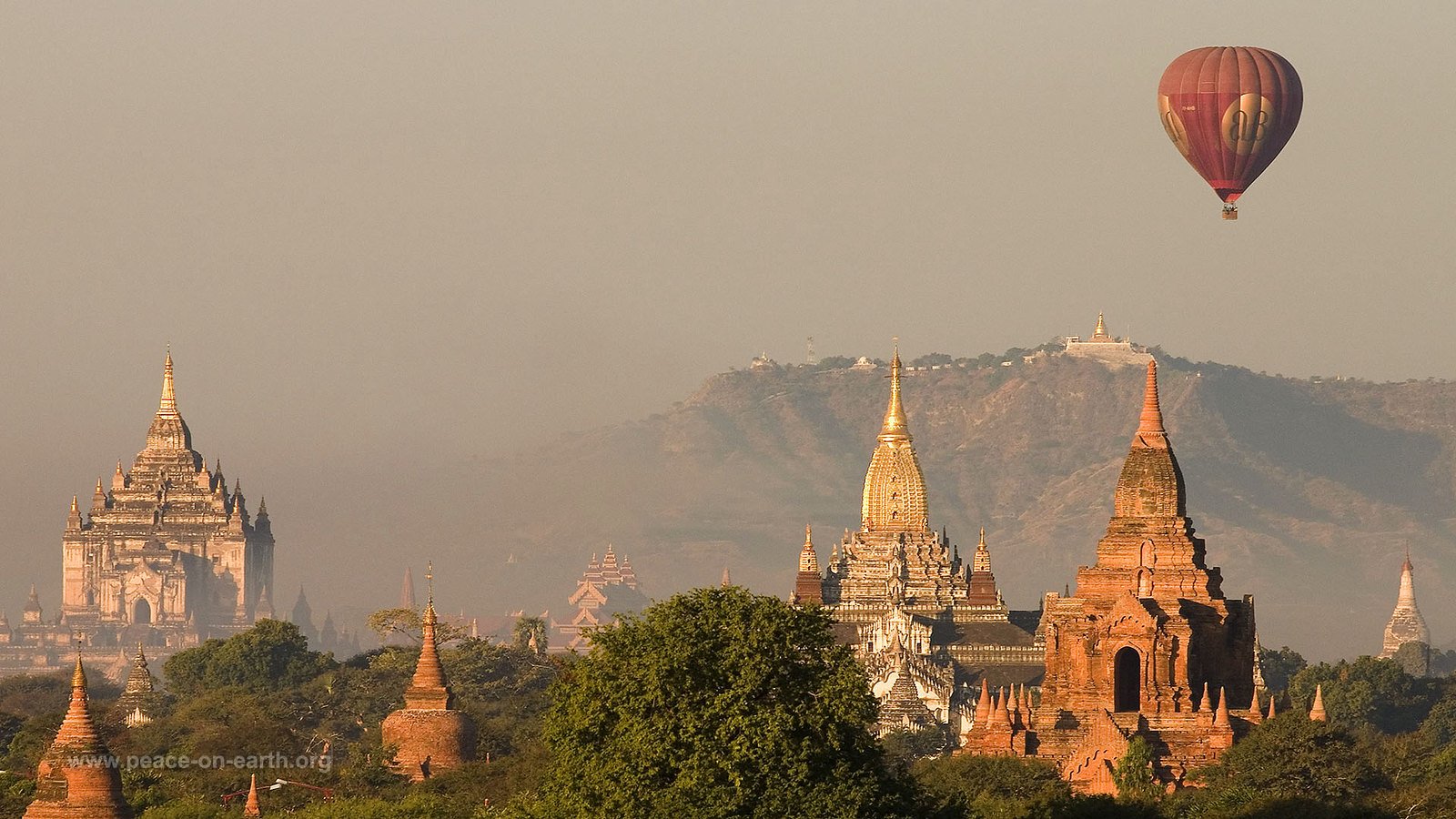 1600x900 16:9 Landscape Wallpaper (35), Myanmar. Peace On