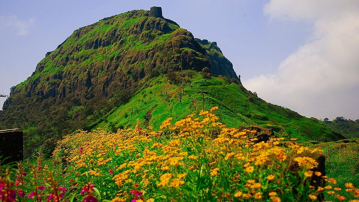 1200x675 Sinhgad And Rajgad Forts Witness Tourist Rush On Rain Free Sunday. The Bridge Chronicle