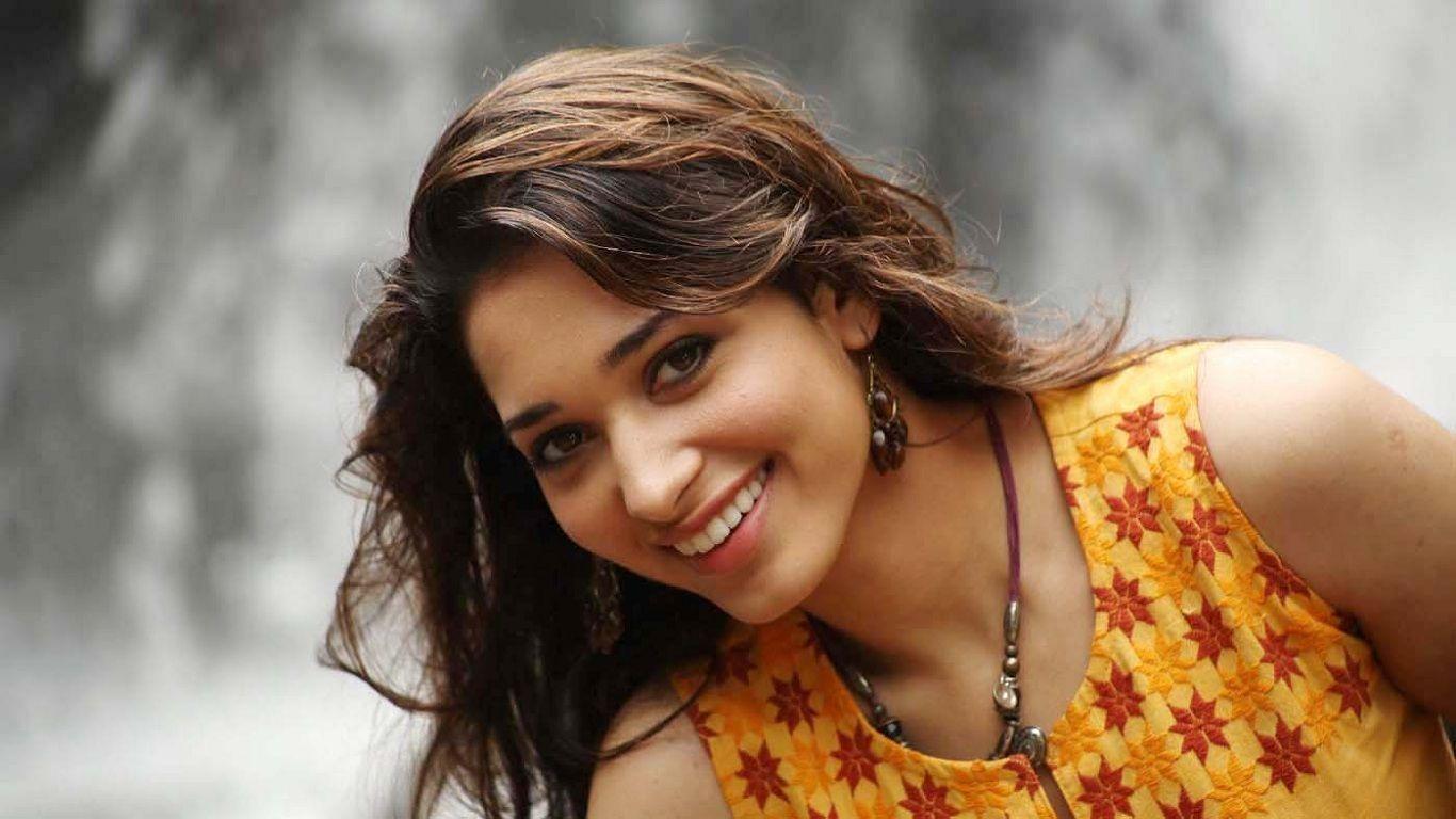 1366x768 tamanna bhatia HD wallpaper 1366x768. Actresses