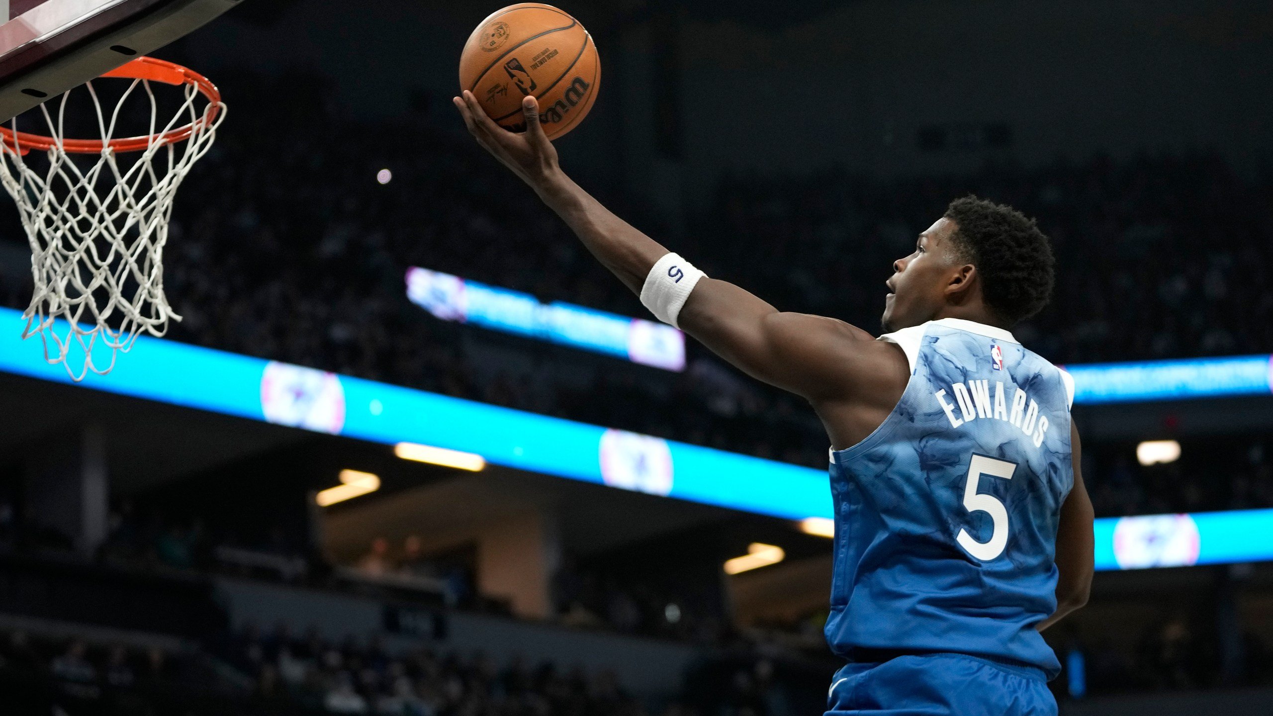 2560x1440 Edwards Scores Timberwolves Top Thunder 107 101