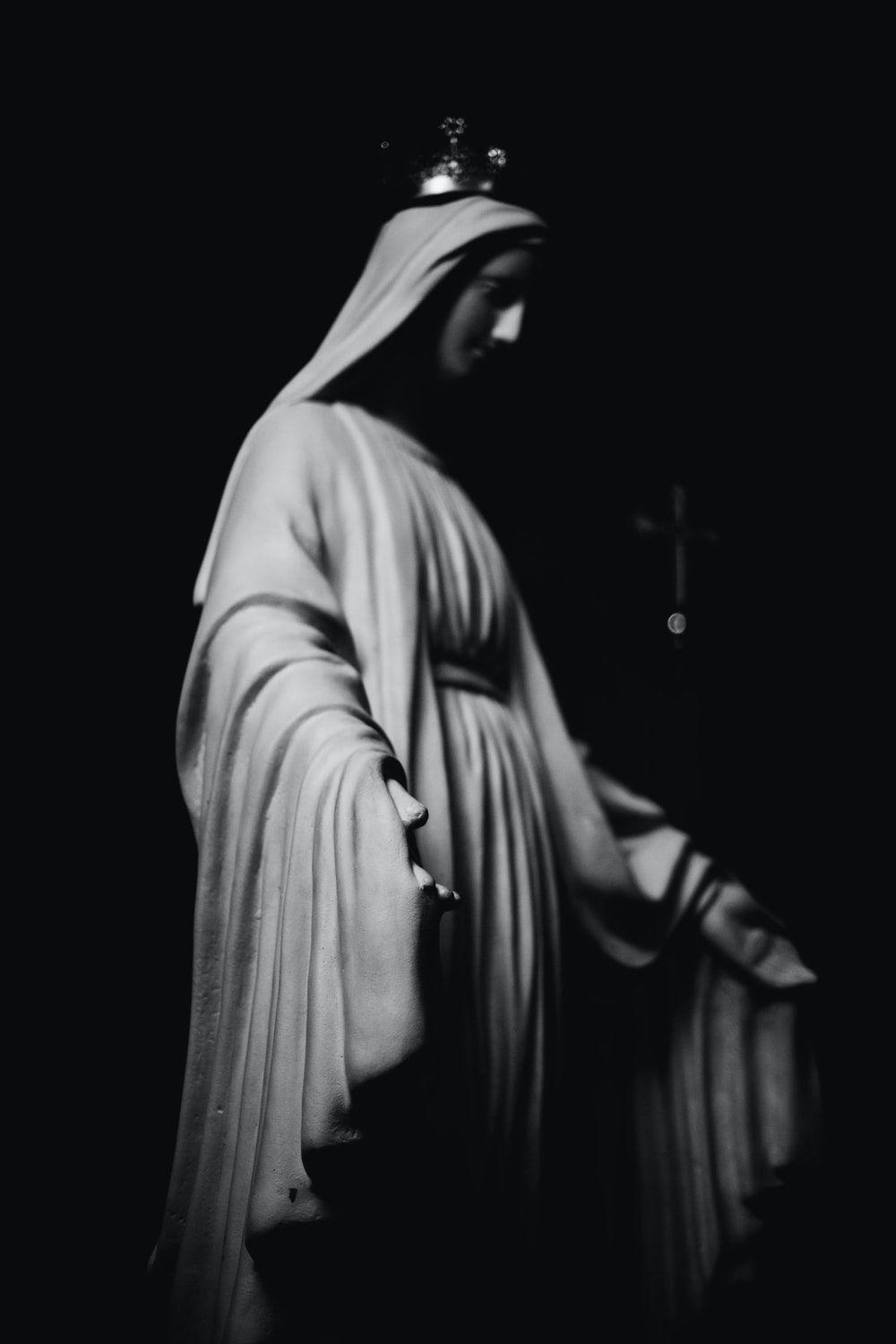 1000x1500 Virgin Mary statue photo