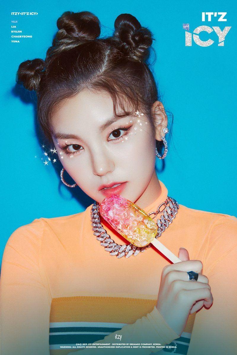 800x1200 ITZYHwangYejipics #HwangYejipics #HwangYeji #황예지 #Yejipics