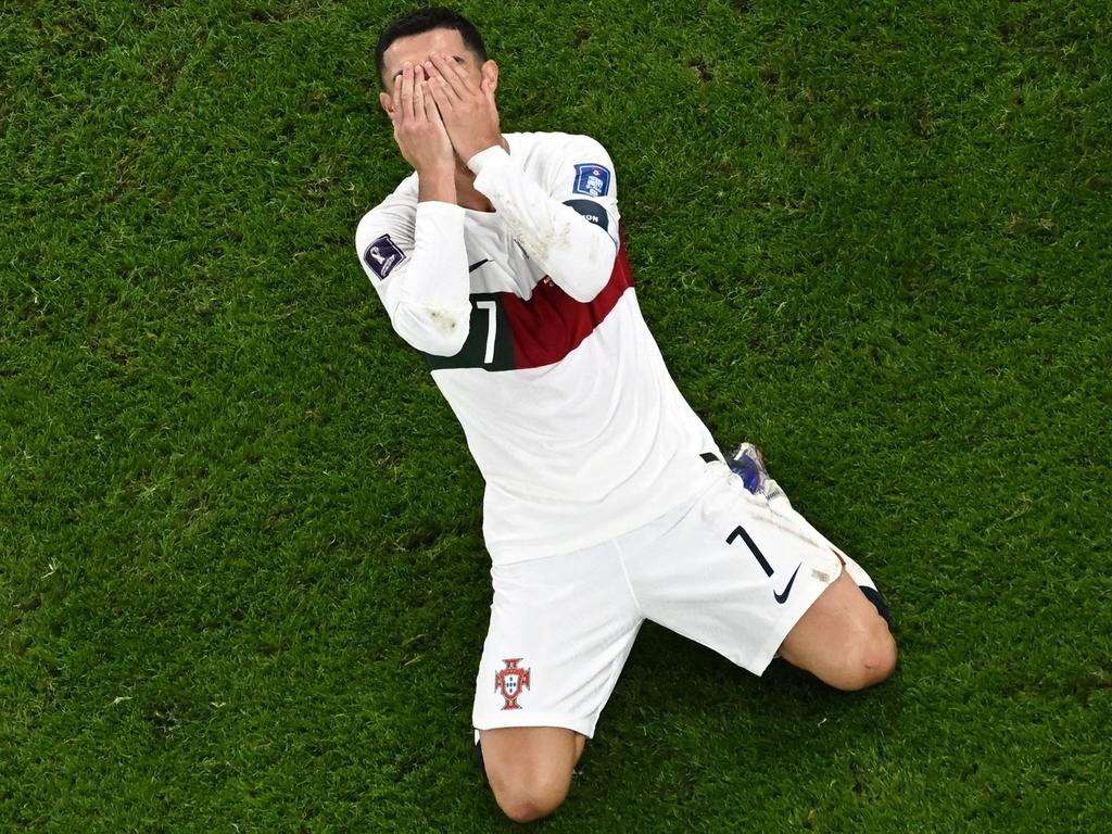 1024x768 Cristiano Ronaldo crying, World Cup 2022: Hero moment never came