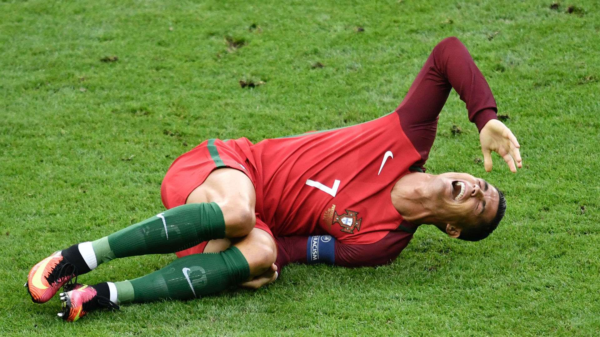 1920x1080 Ronaldo robbed on the biggest night of his career. Goal.com Australia