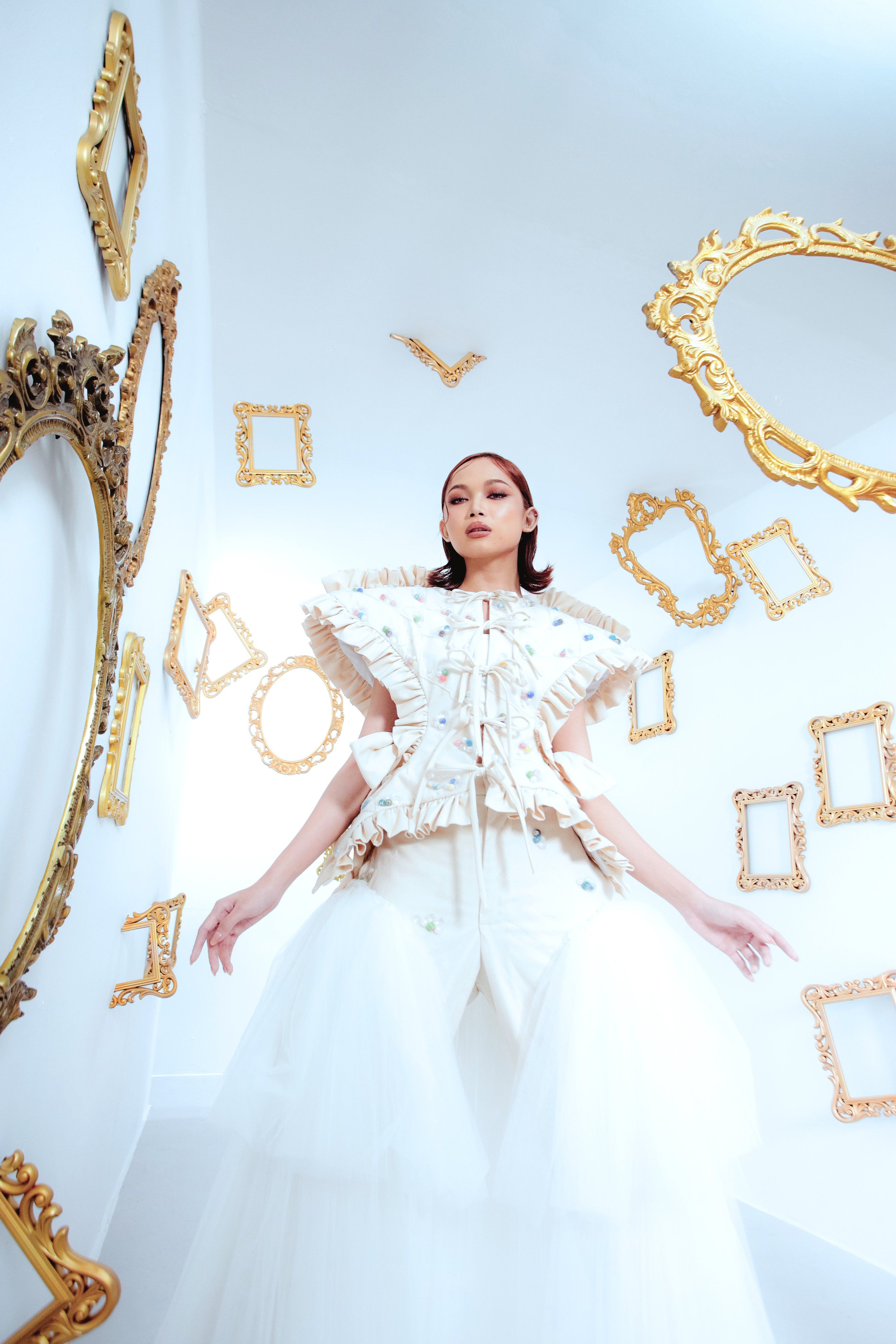 2731x4096 BINI GWEN And BINI MALOI For Salamin Salamin Concept Photo : R Bini_ph