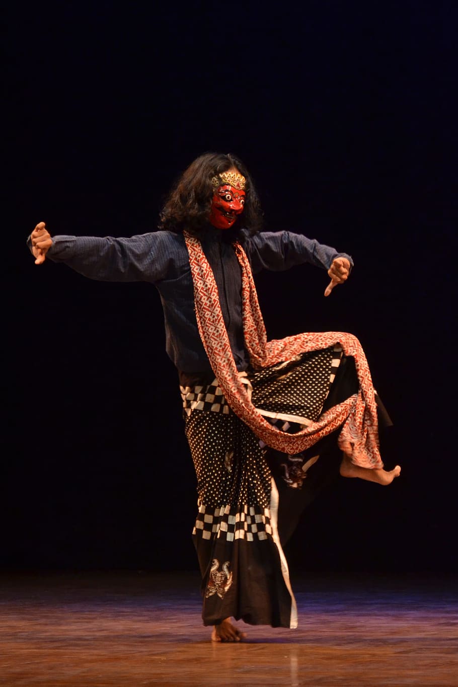 910x1365 HD wallpaper: dance, mask, yogyakarta, indonesian, aesthetic, beautiful, man