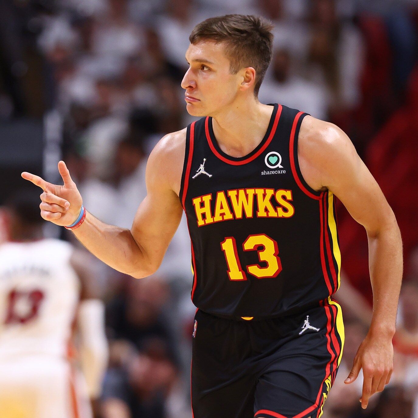 1375x1375 Bogdan Bogdanovic Top Photo 2021 22 Season