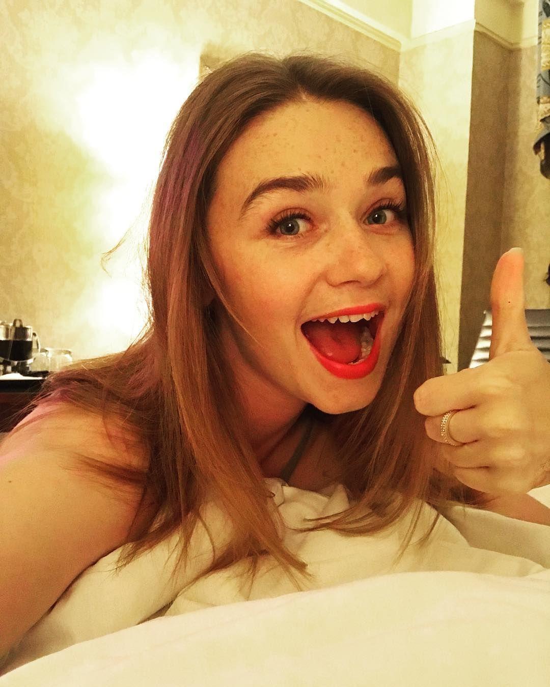 1080x1350 Jessica Barden. Jessica barden, Atrizes, Citações da tv