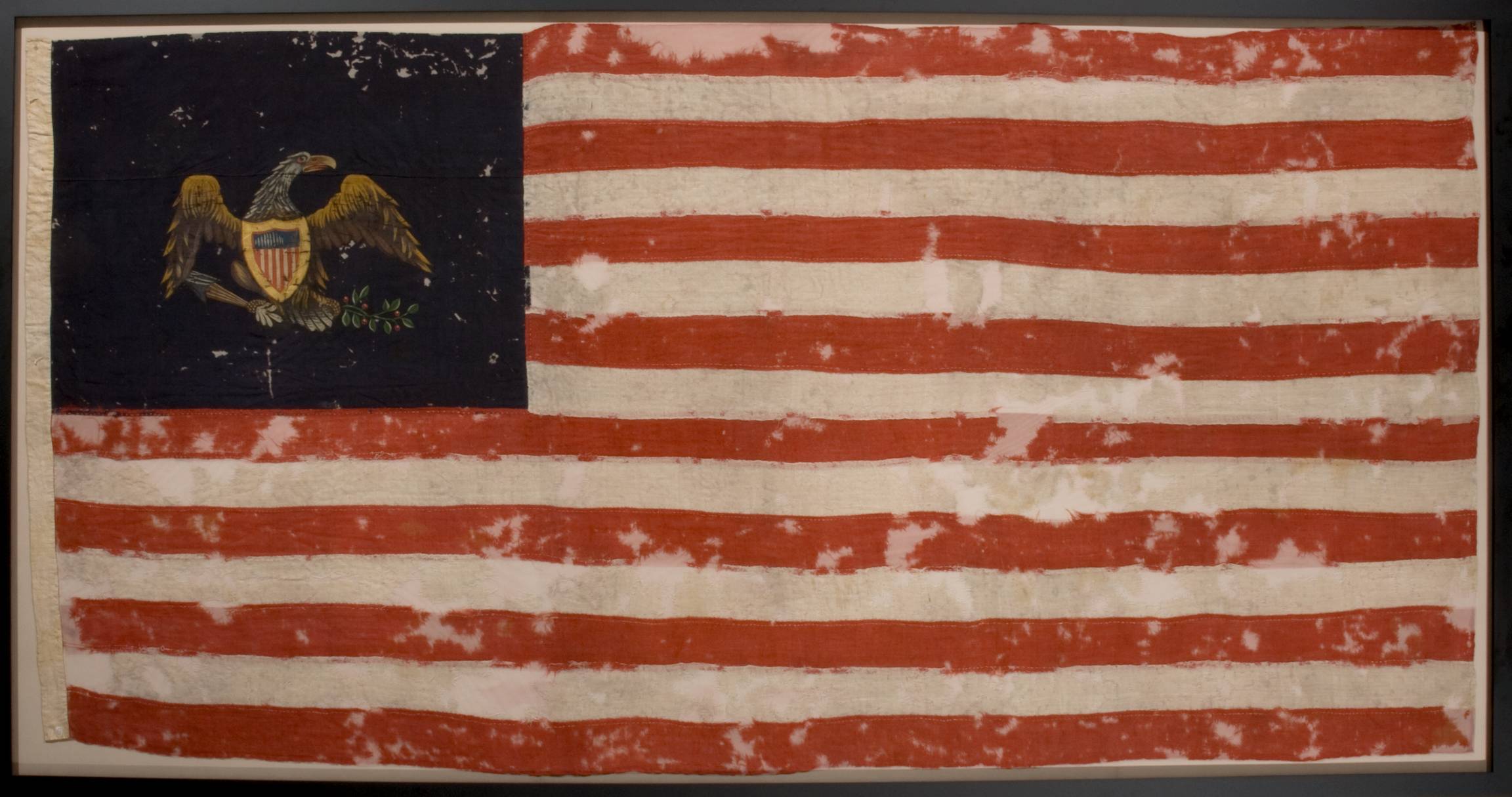 2304x1215 Americana wallpaper for 4th of July