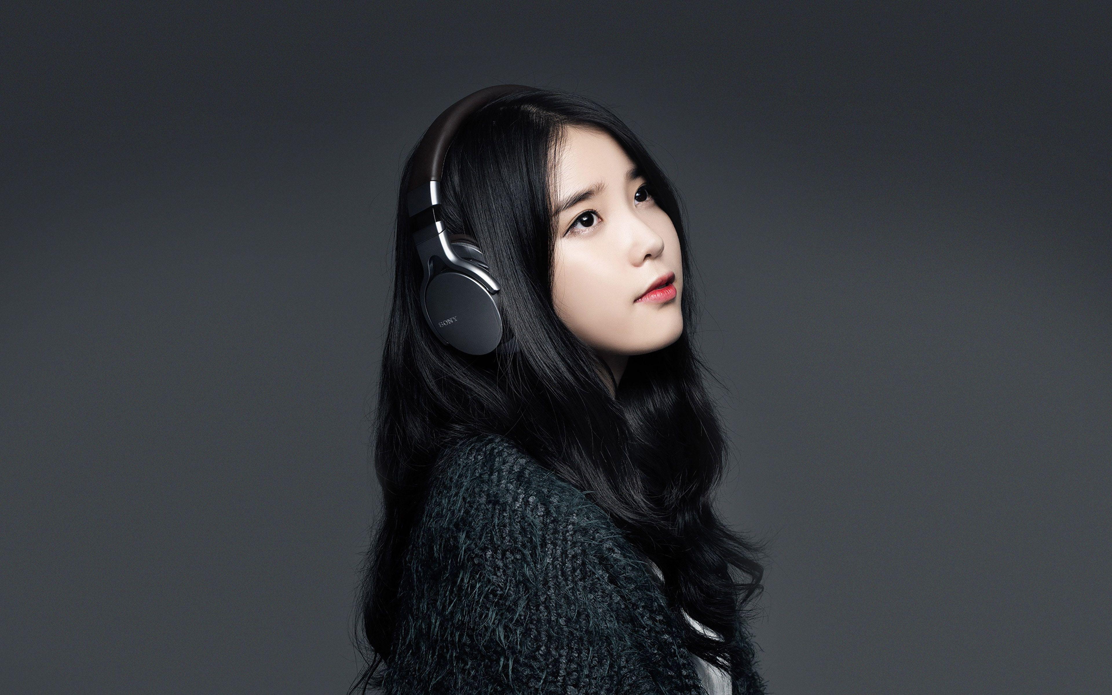 Iu Singer Wallpapers Top Free Iu Singer Backgrounds Wallpaperaccess