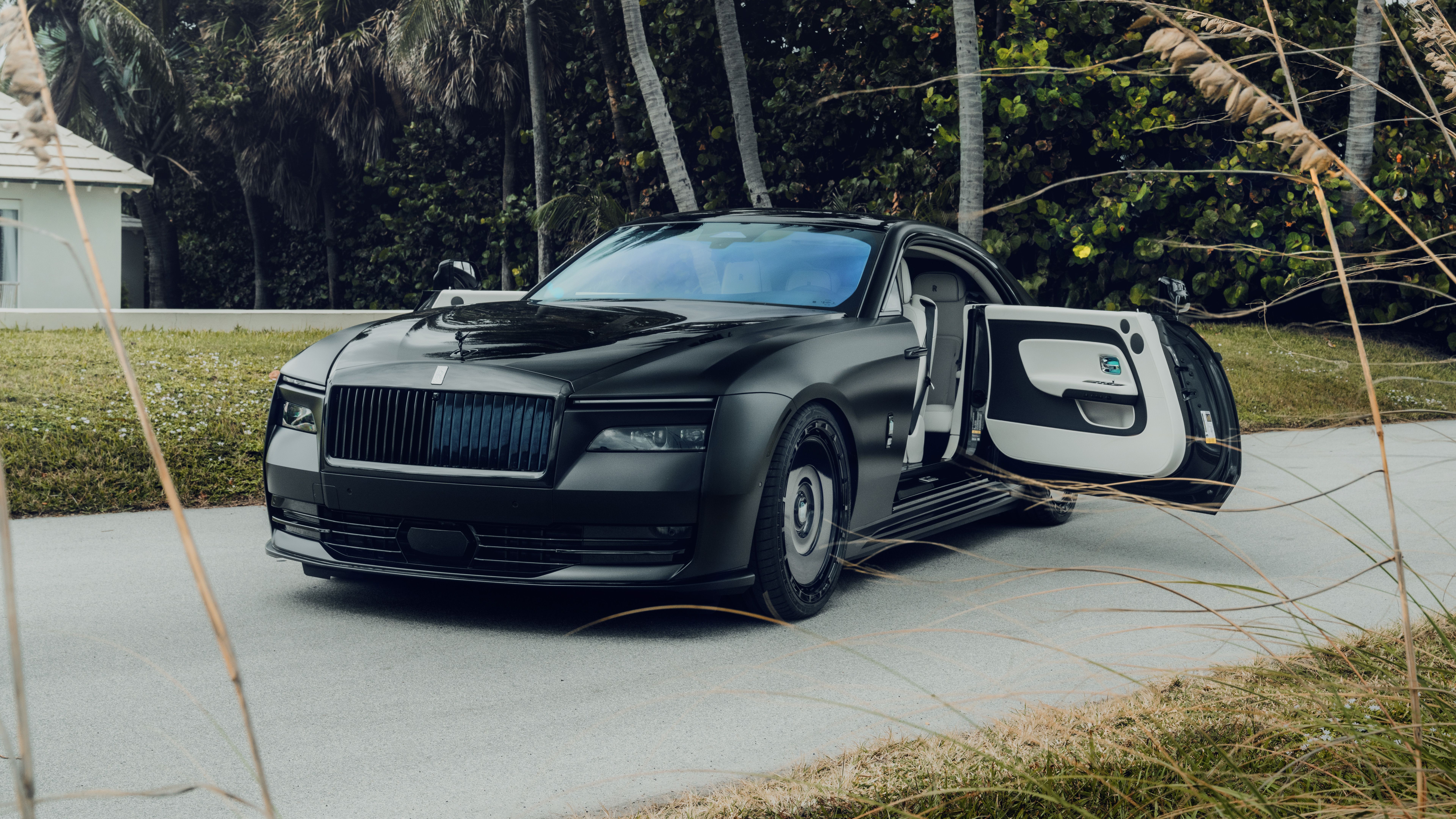 7680x4320 Rolls Royce Spectre Satin Black 8K Wallpaper Car Wallpaper