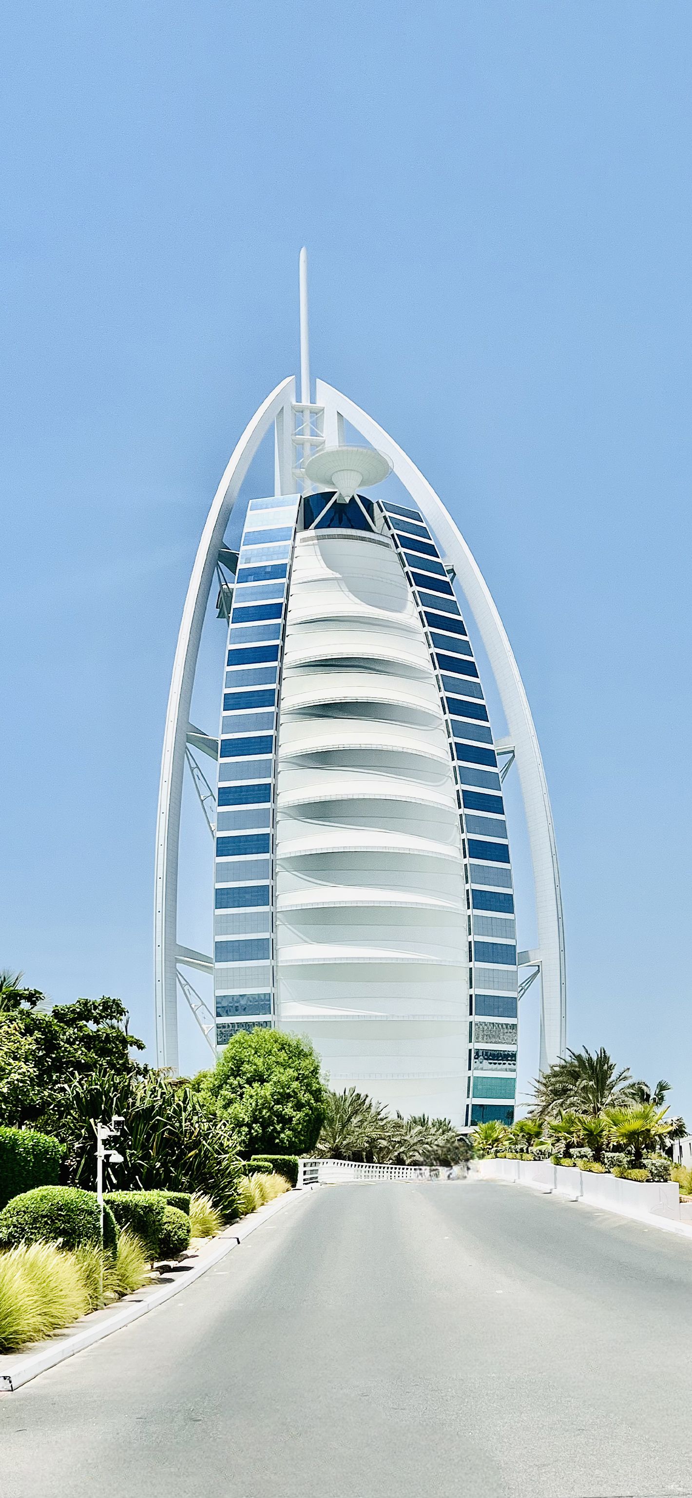 1420x3073 Burj Al Arab (Dubai)