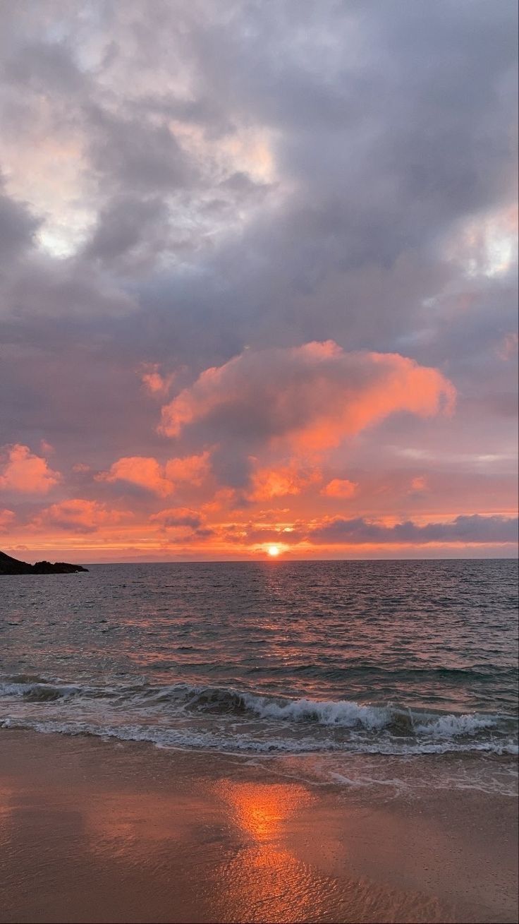 736x1309 Sunset view with sea