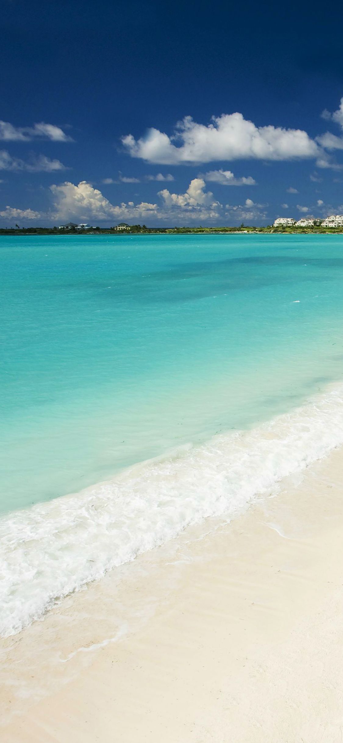 1125x2436 iPhoneXpapers calm beach shiny ocean view
