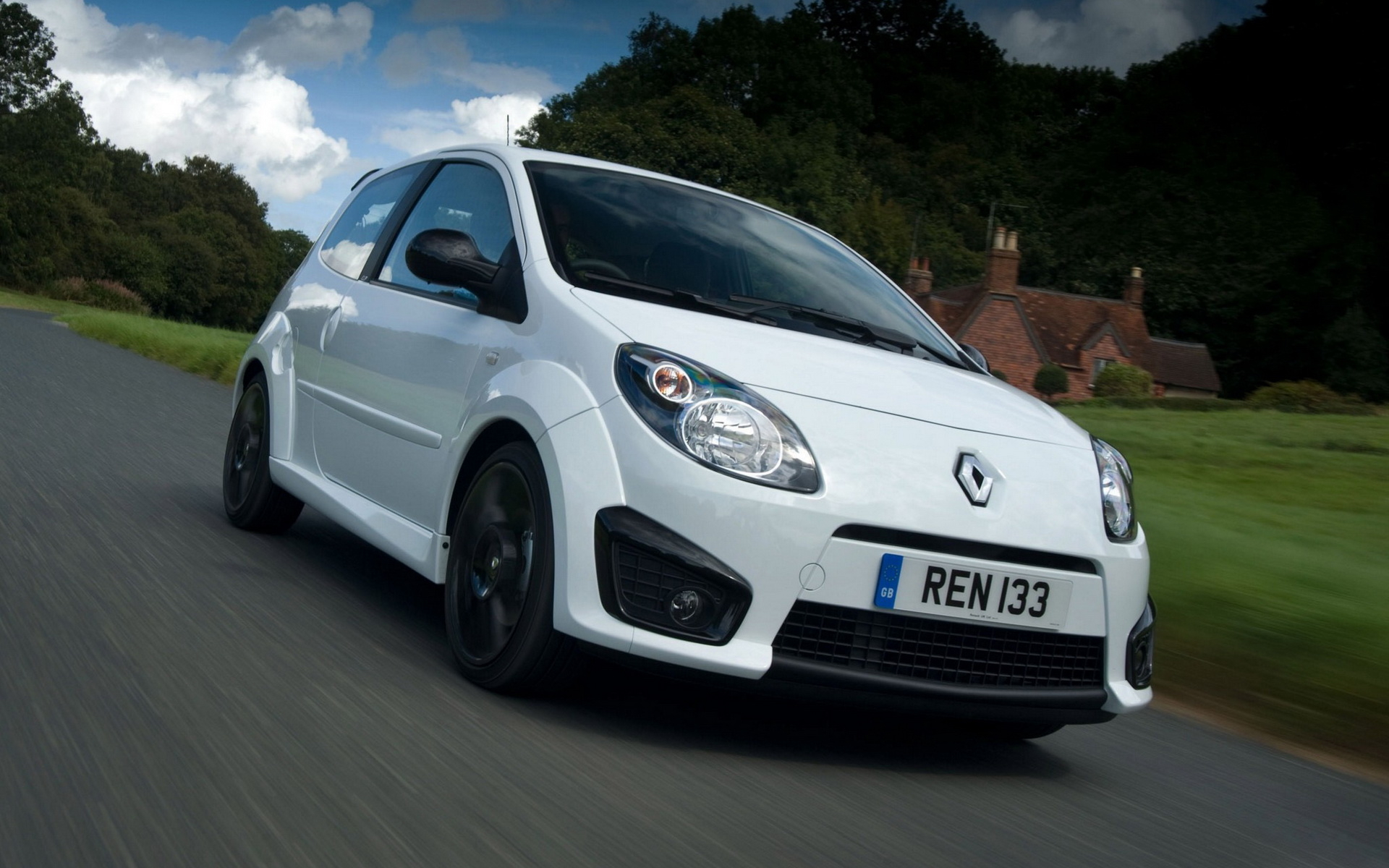 1920x1200 Renault Twingo RS Desktop wallpaper 1920x1080