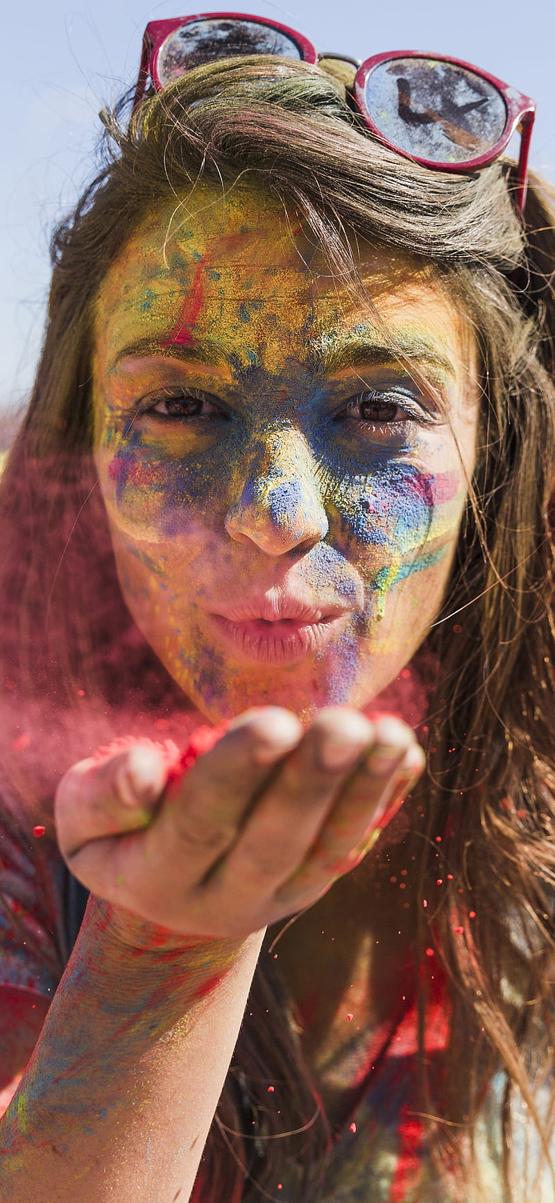 800x1733 Holi festival, celebration, color, girl, happy, india, HD phone wallpaper