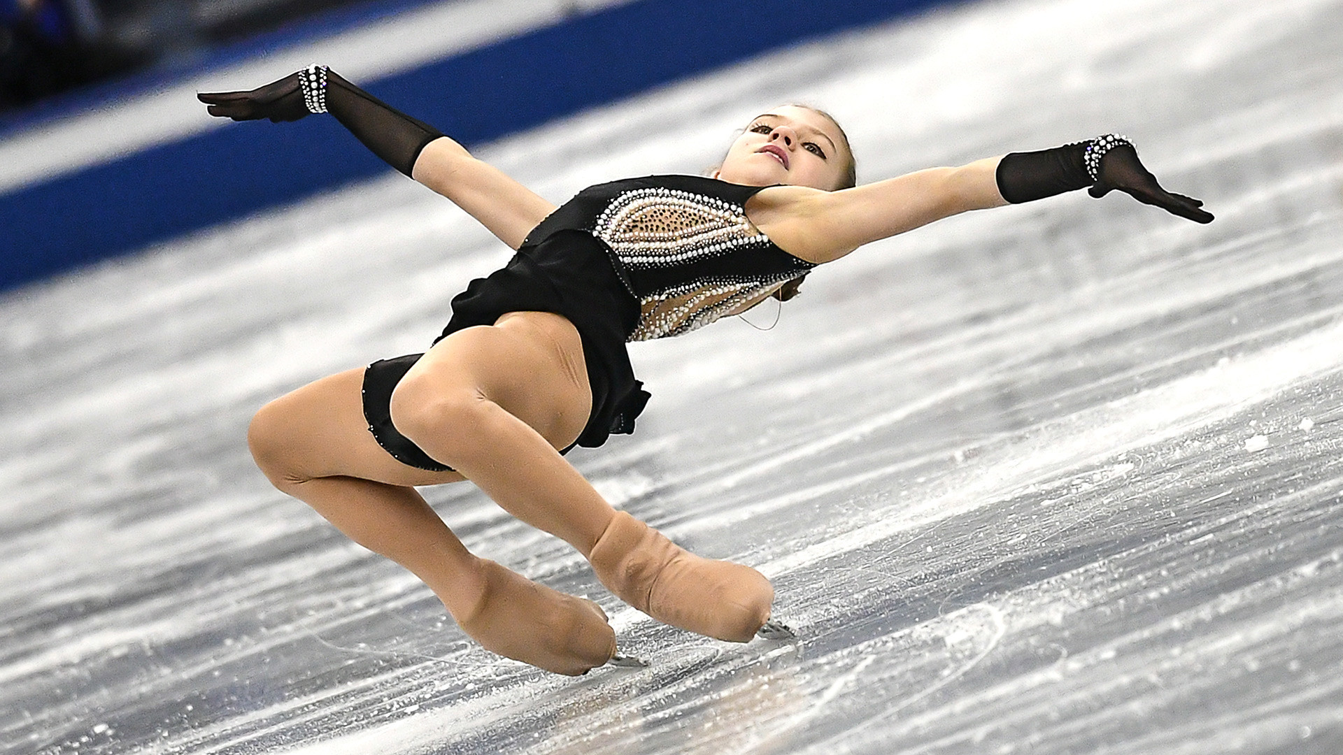 1920x1080 Meet Alexandra Trusova, the first female figure skater to land 2 quads at competition