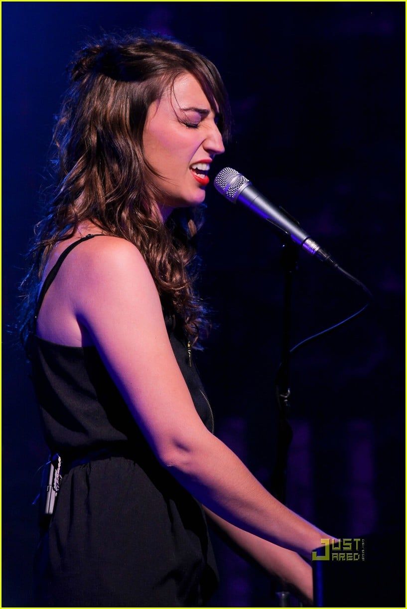 817x1222 Sara Bareilles: Y100 Underground Performance!: Photo 2487008. Sara Bareilles Photo. Just Jared: Entertainment News