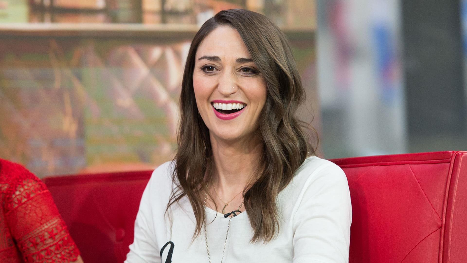 1920x1080 Sara Bareilles reveals she is taking over lead role of ‘Watiress’ on Broadway