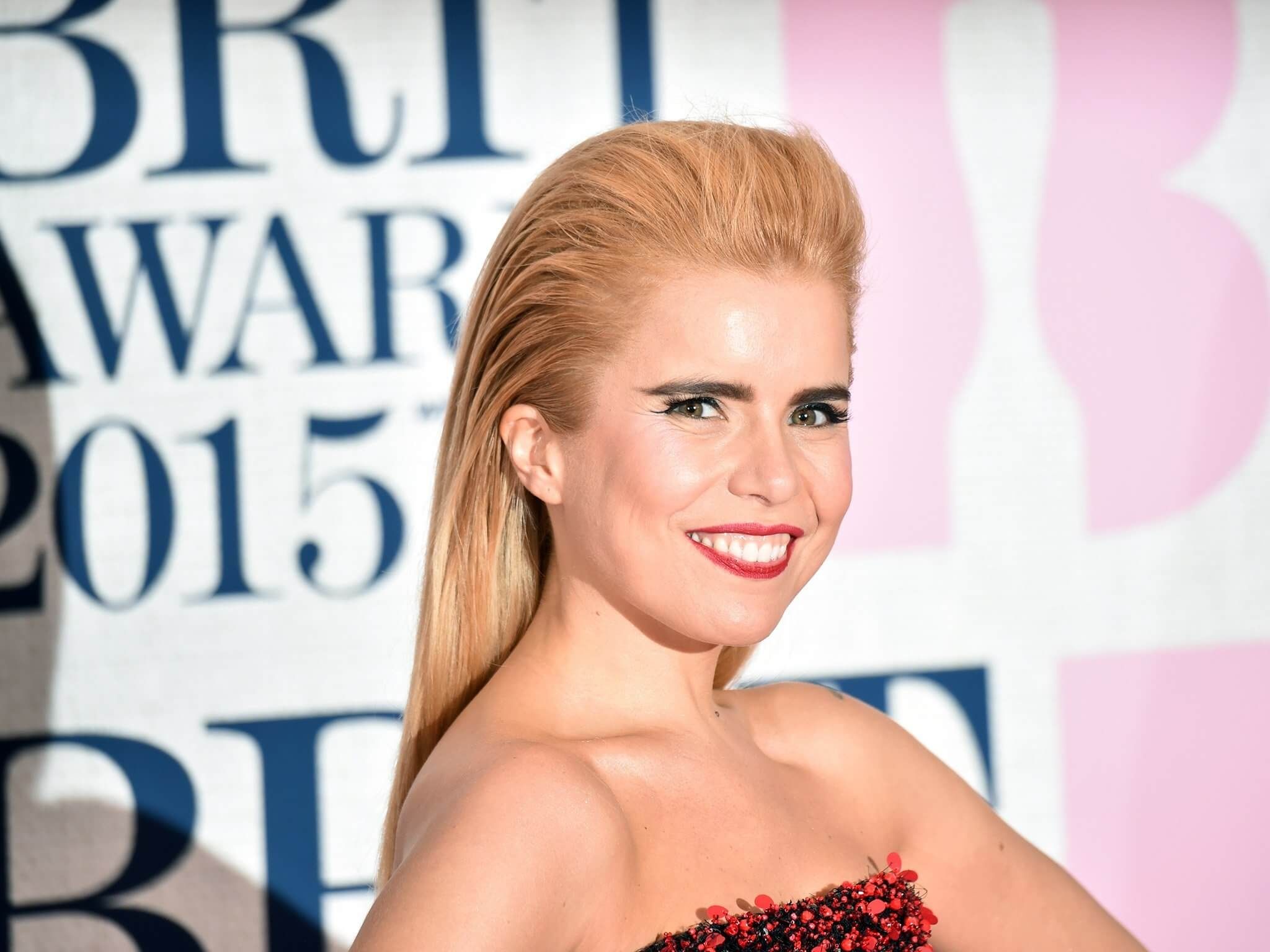 2048x1536 Paloma Faith Wallpaper