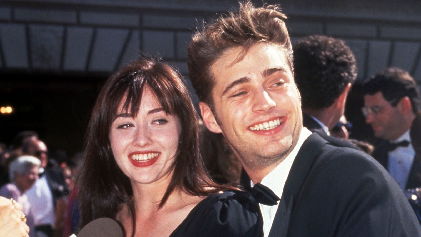 1600x900 Beverly Hills, 90210 Co Stars Pay Tribute To 'force Of Nature' Shannen Doherty. Ents & Arts News