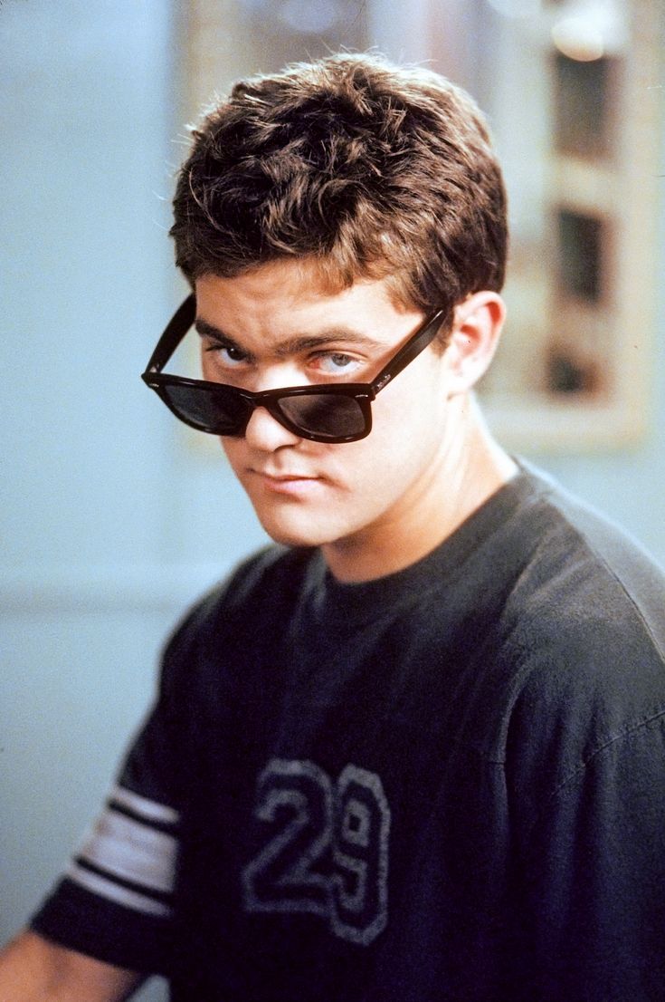 735x1106 Discover 15 Dawson's and dawson ideas. dawson's creek, dawsons creek, pacey witter and more