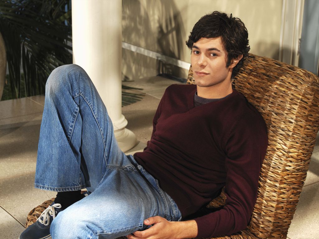 1024x768 Adam Brody is hotter than ever