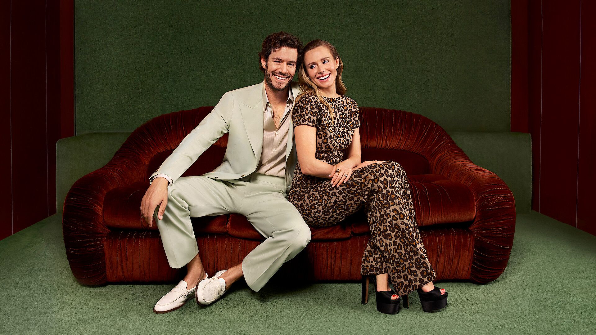 1920x1080 Kristen Bell and Adam Brody Offer Irresistible Chemistry in Nobody Wants This