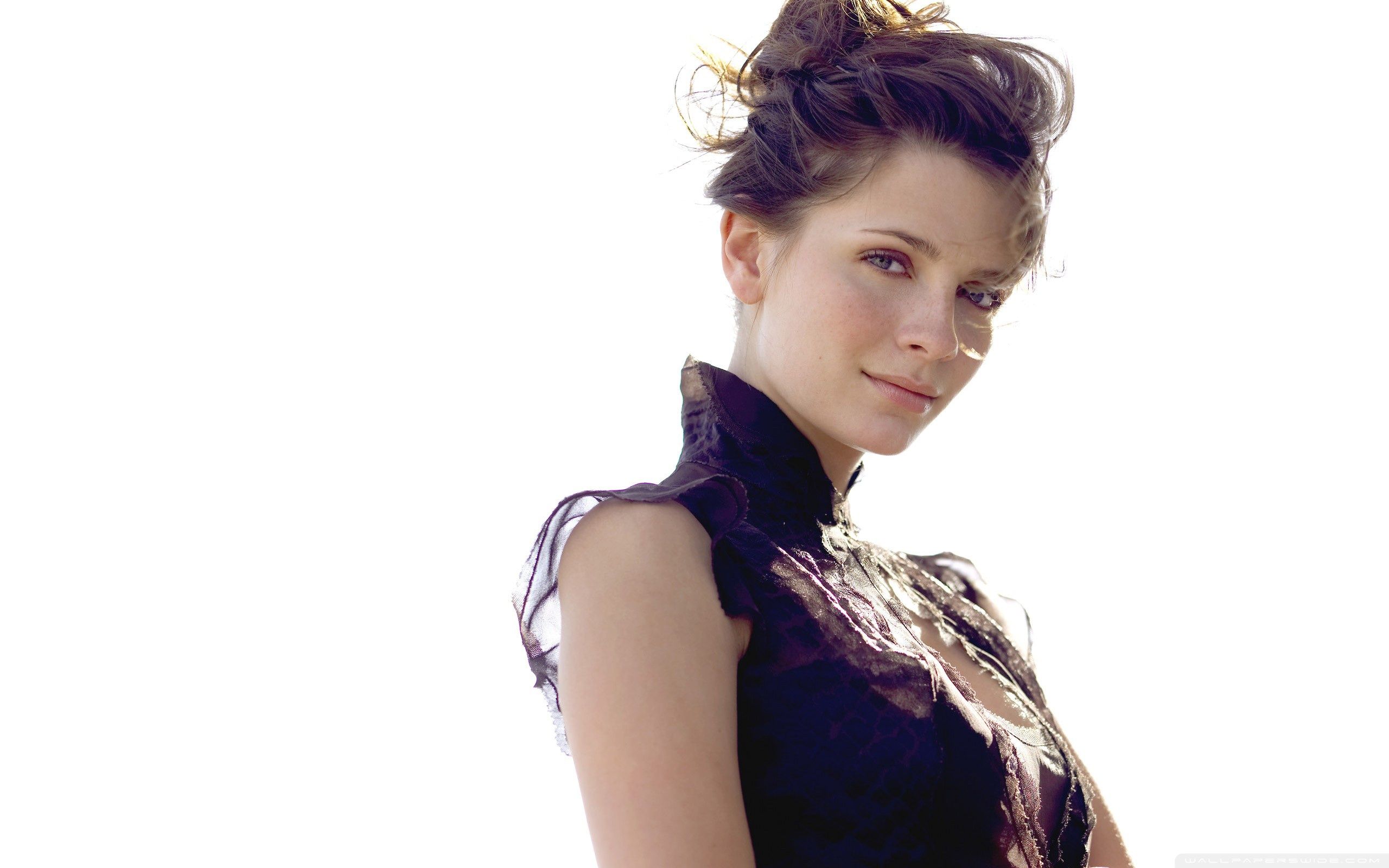 2560x1600 Mischa Barton 4K UHD Wallpaper for UltraHD Desktop and TV : Smartphone and Tablet Devices